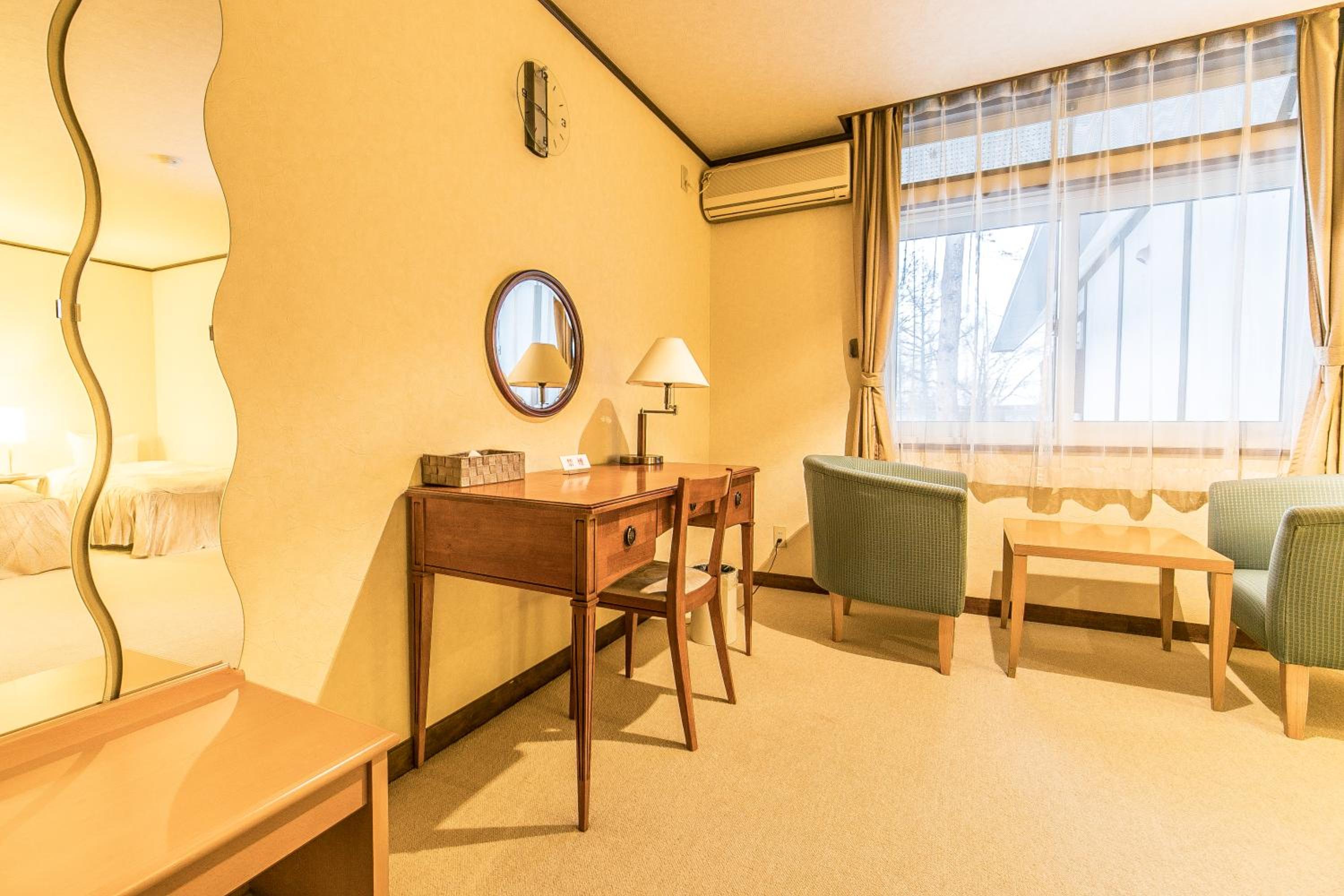 Petit Hotel Enchante