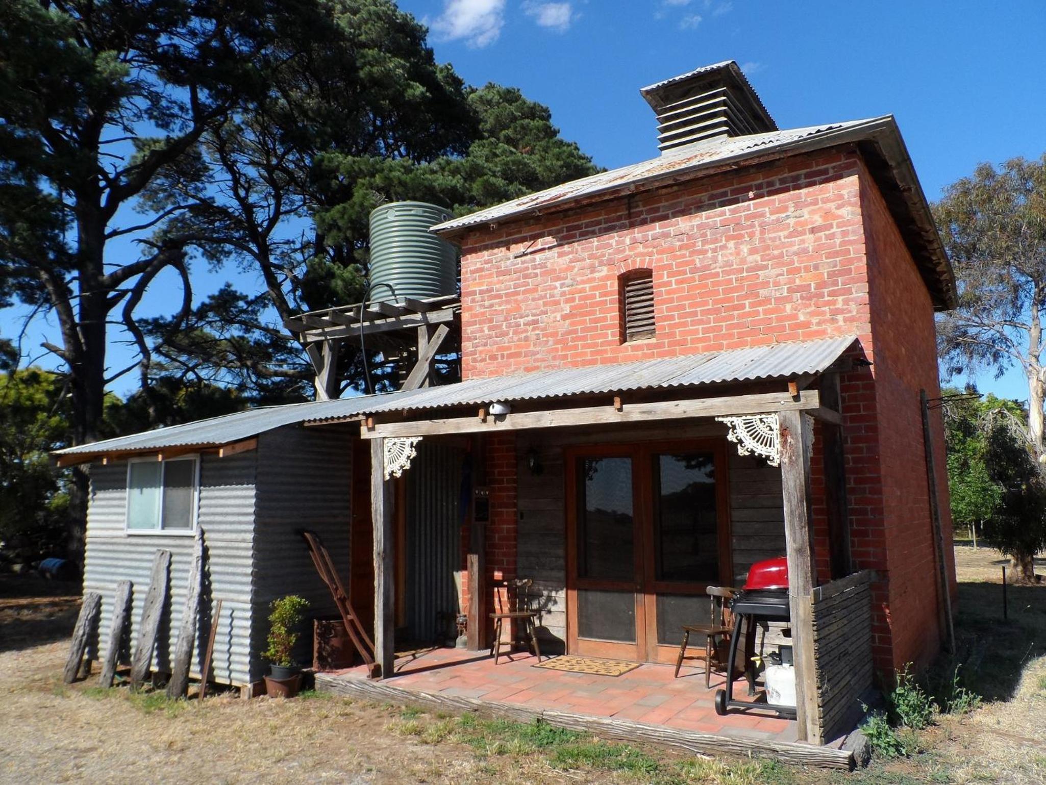 Grampians Historic Tobacco Kiln