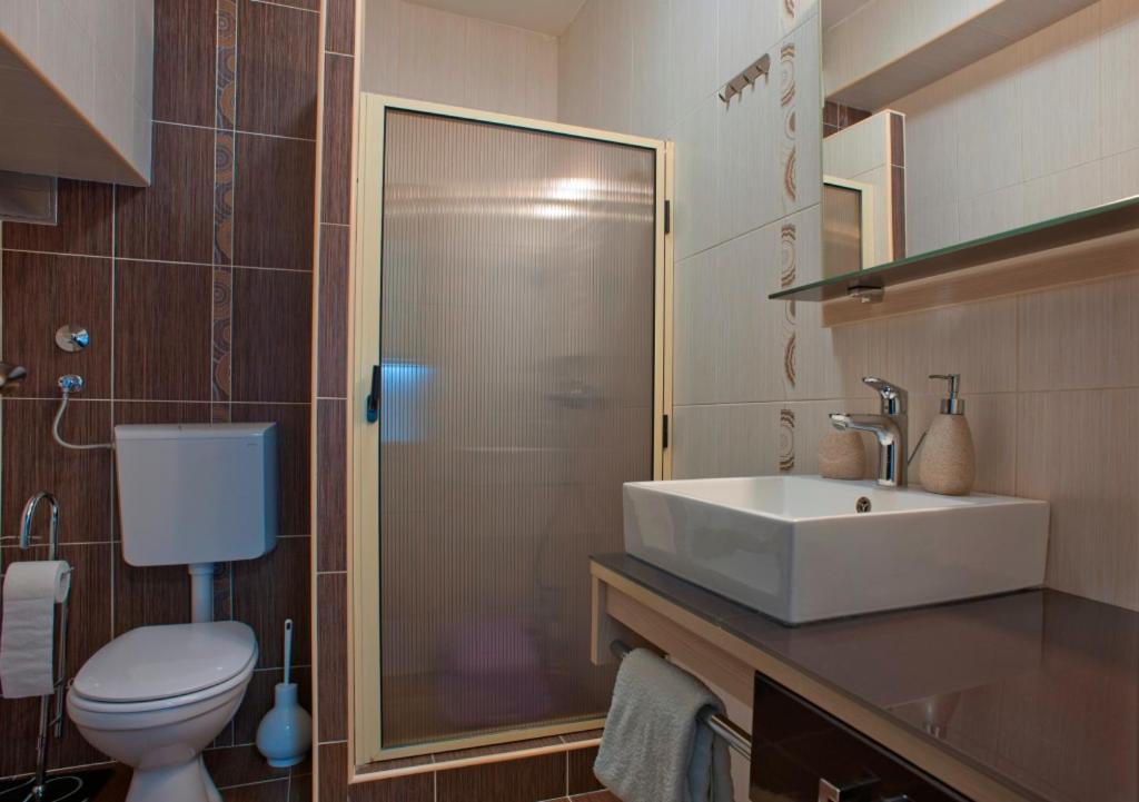 B&T Apartments