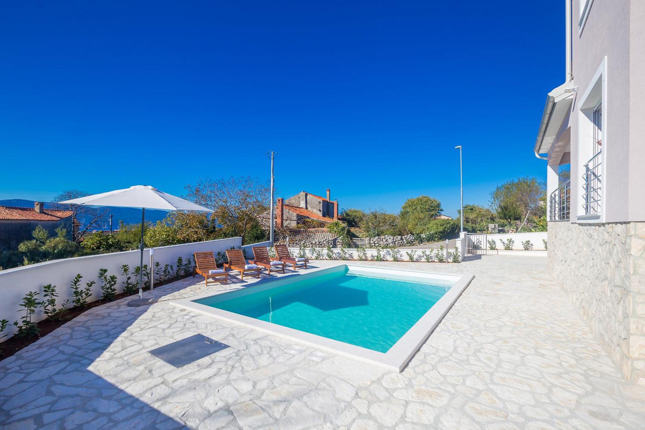 Holiday House Isabella view 5