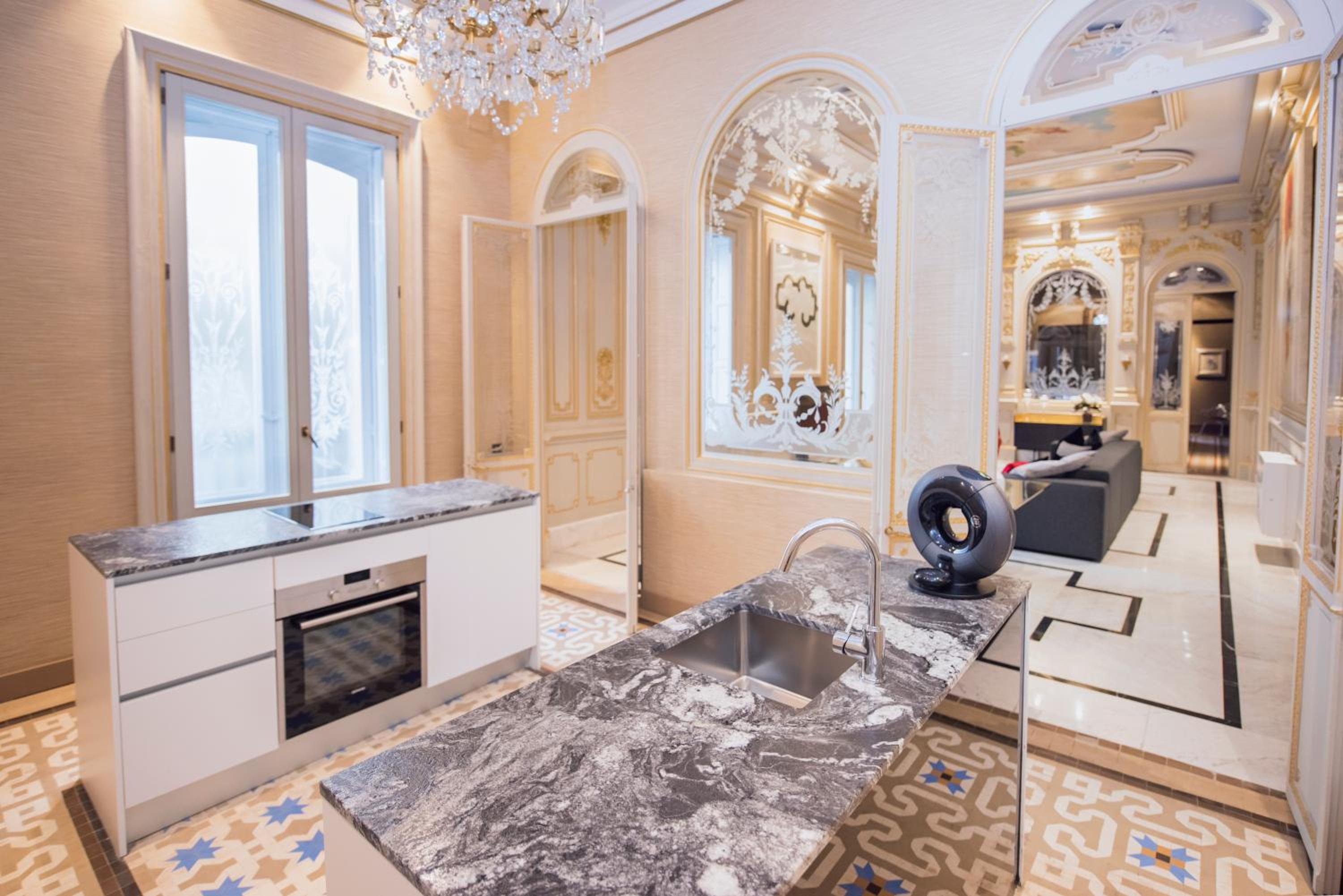 Palacio Salvetti Suites