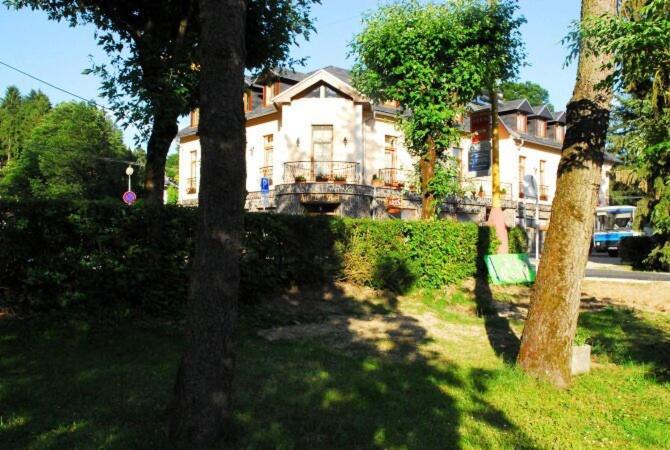 Photo 33