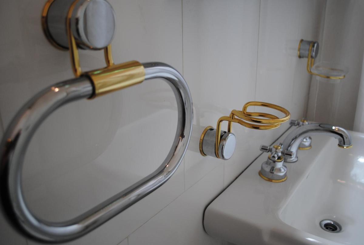 First Class Apartments