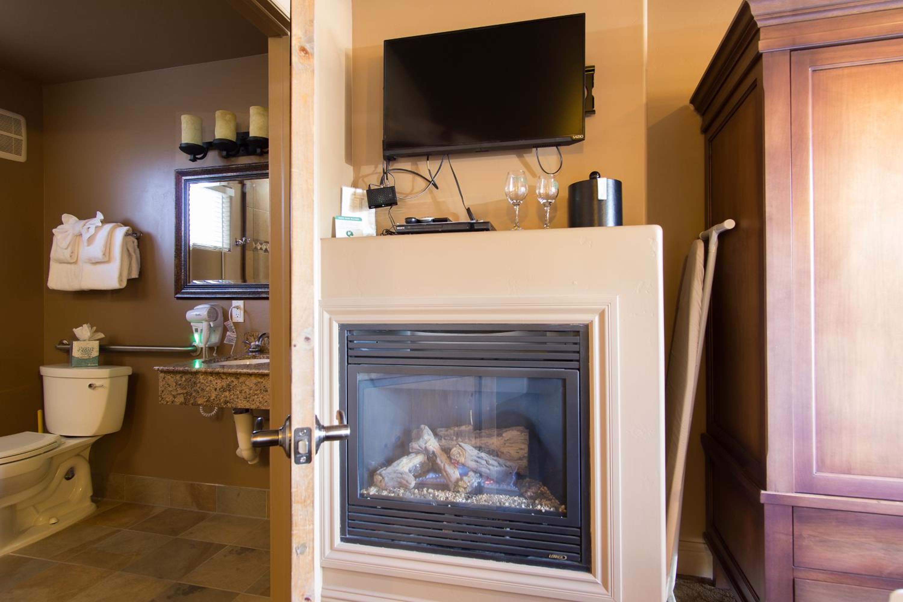 Lake Tahoe Vacations - Secrets Inn Lake Tahoe - Property Image 27