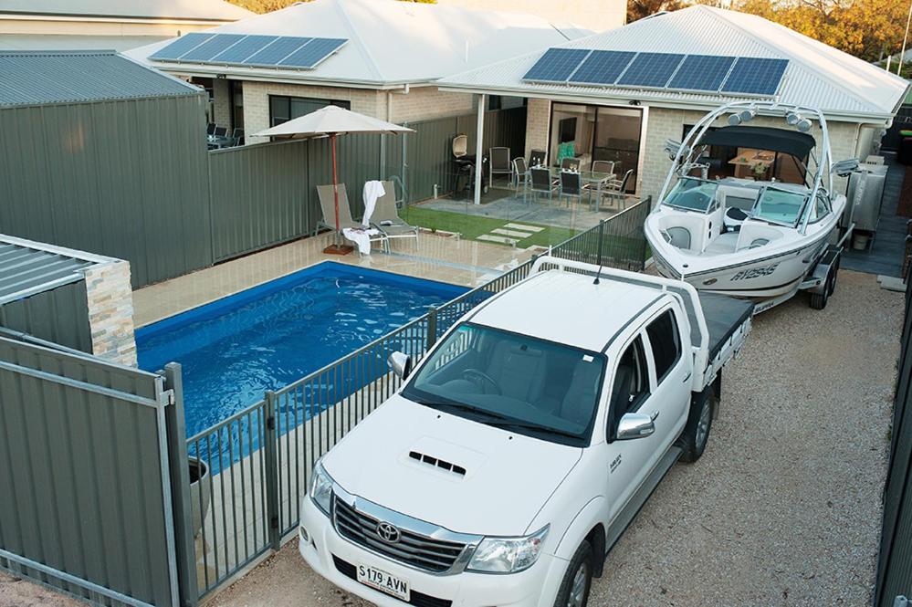 Renmark River Villas and Boats & Bedzzz