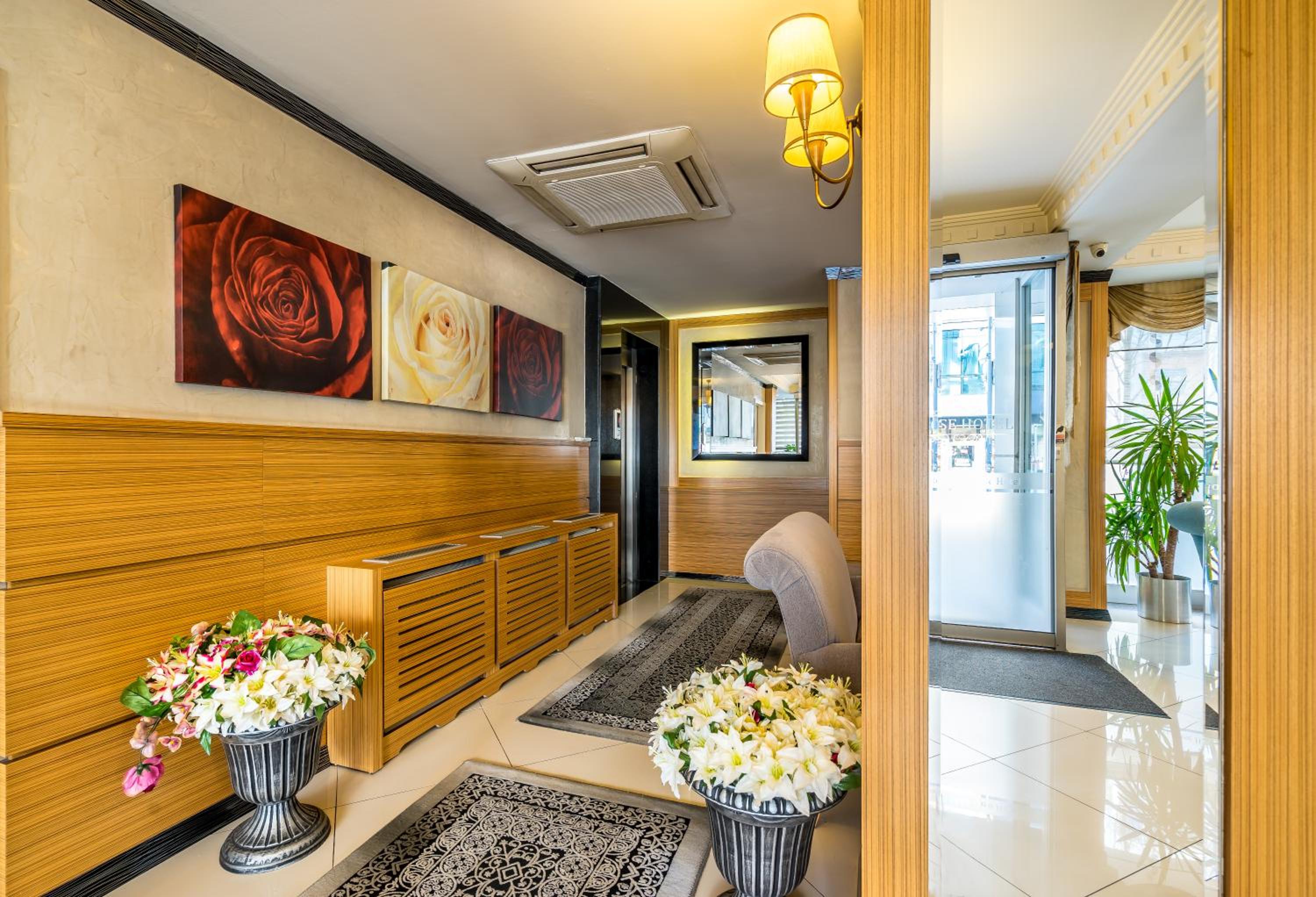 My Rose Otel - Image 16