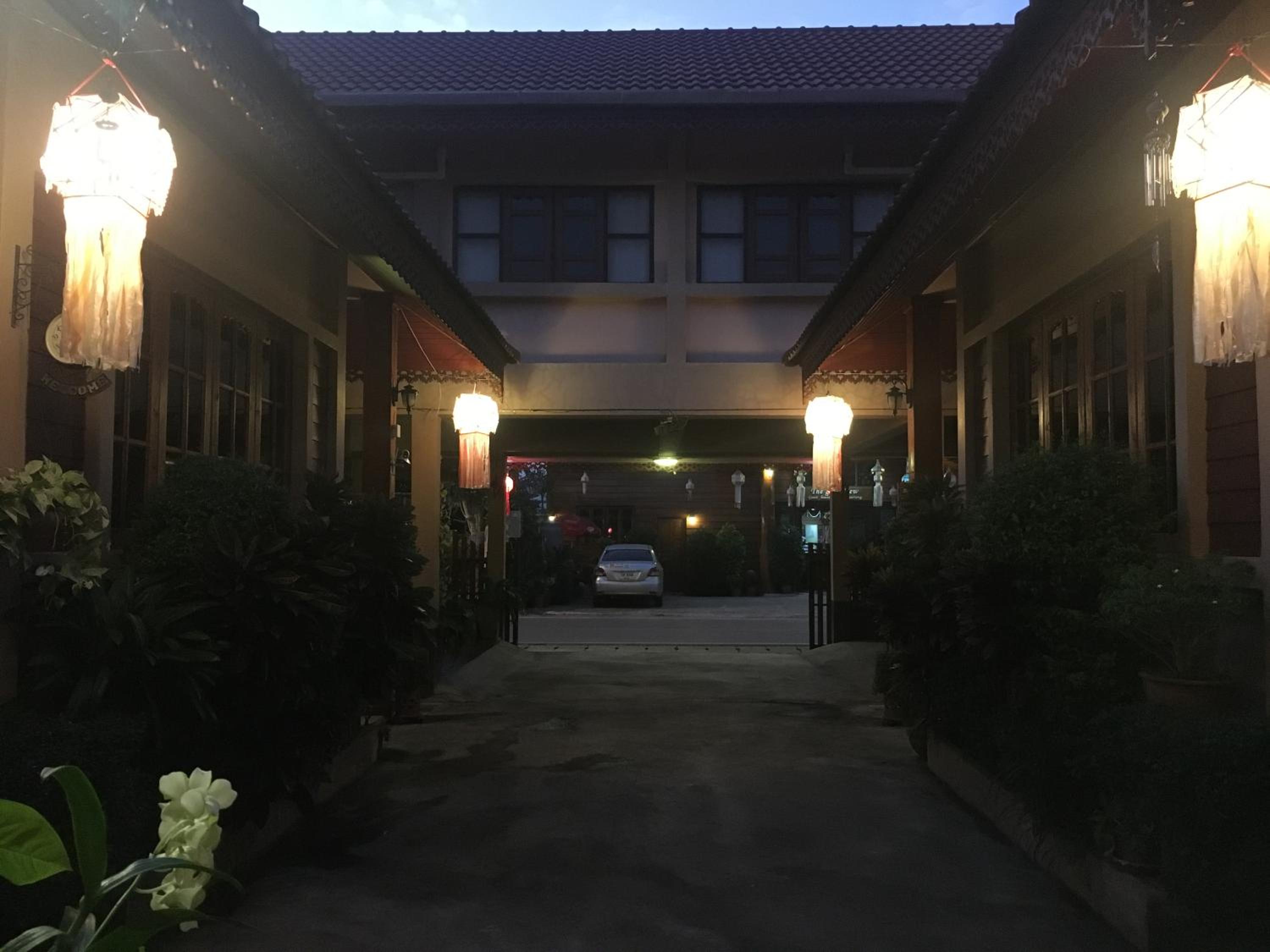Chok-wasana Guest House