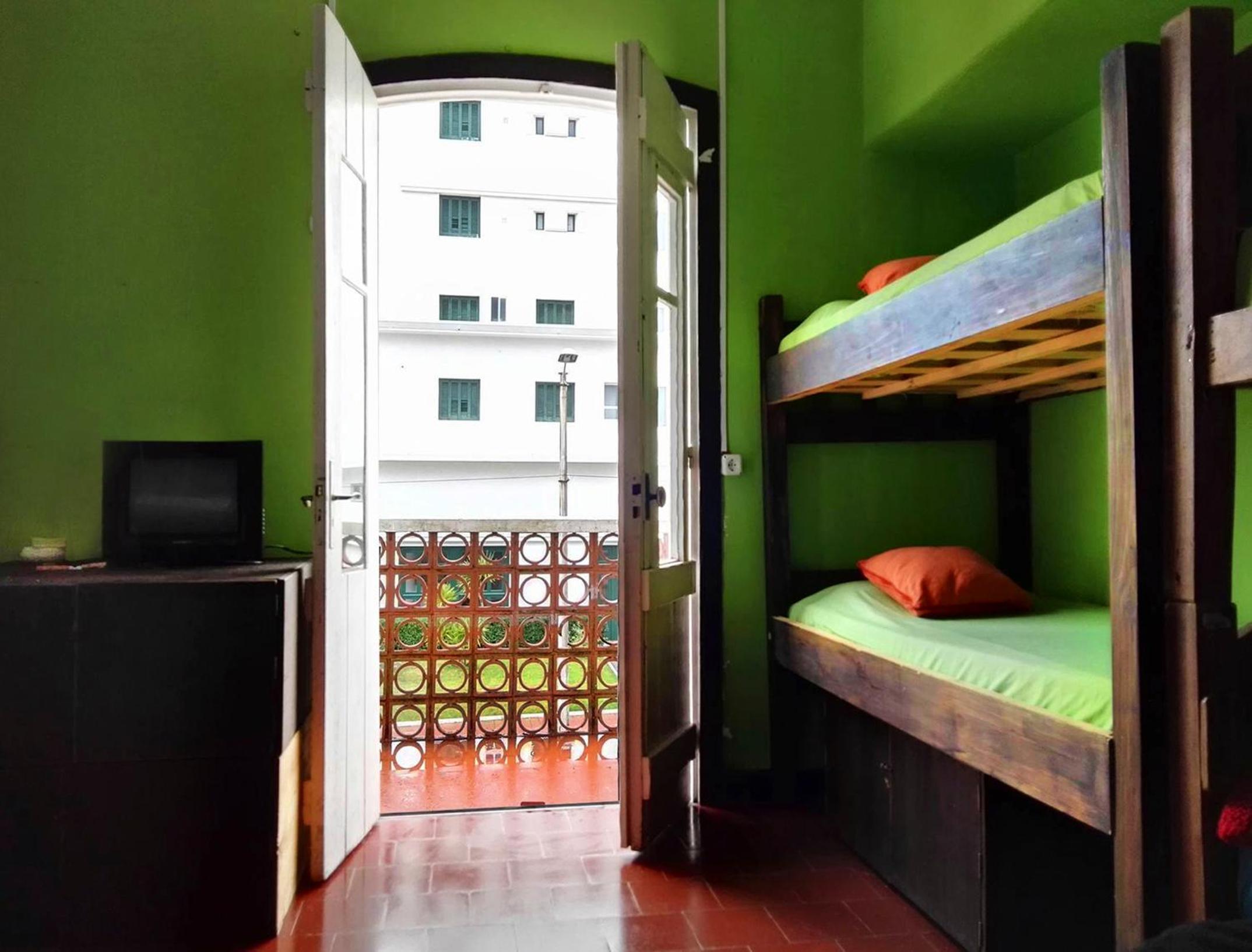 Planet Punta del Este Hostel