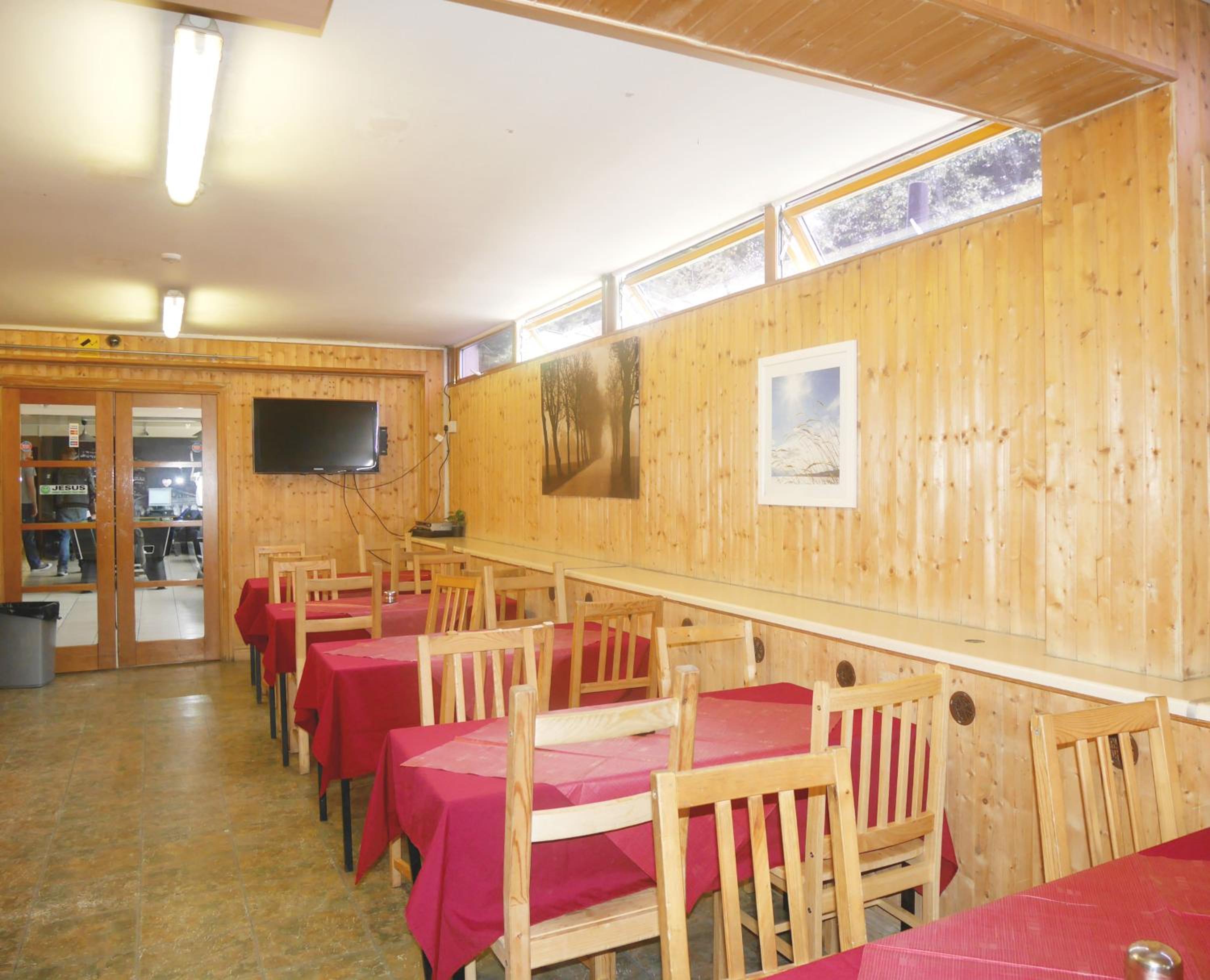 restaurant