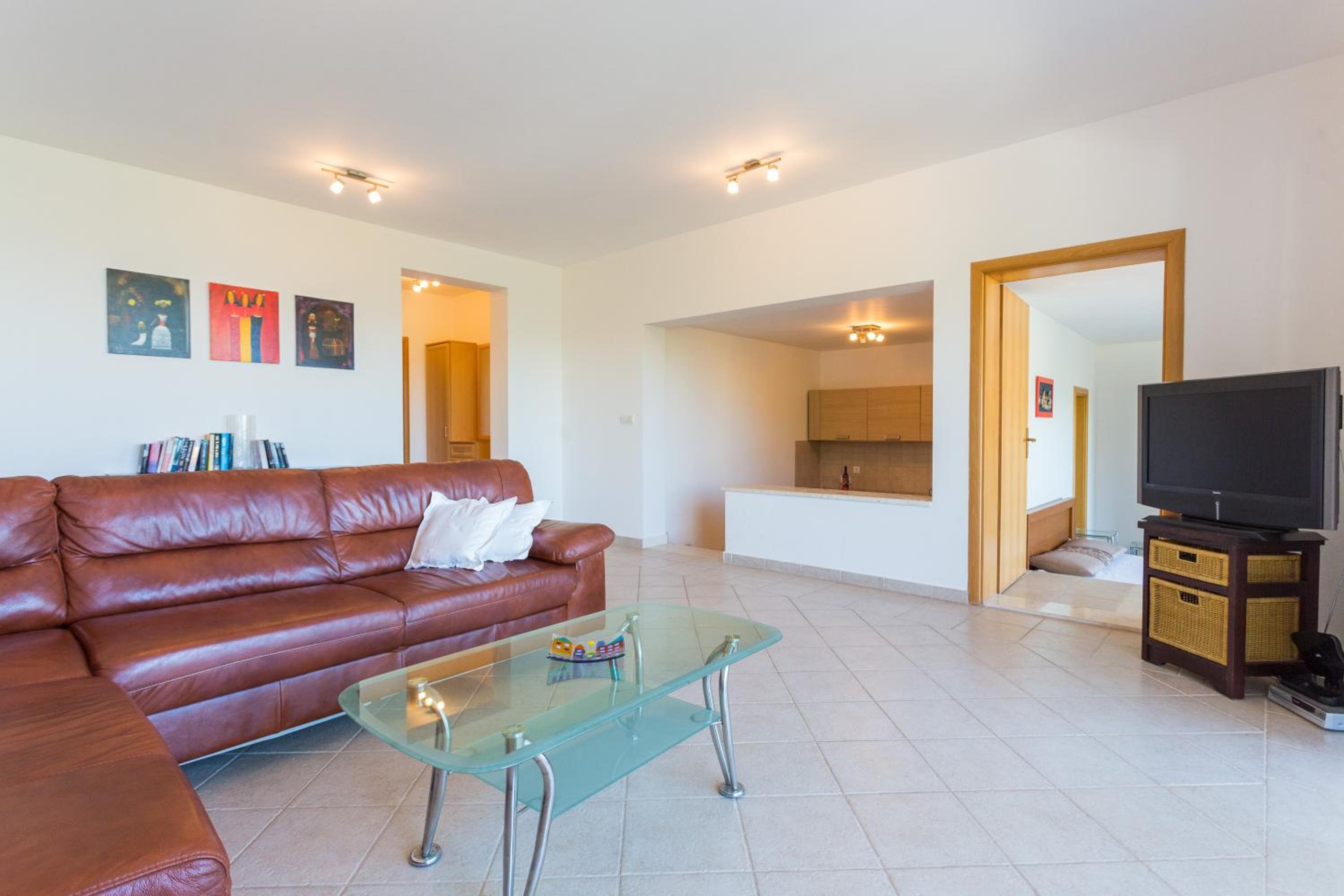 Apartment Avoca view 2