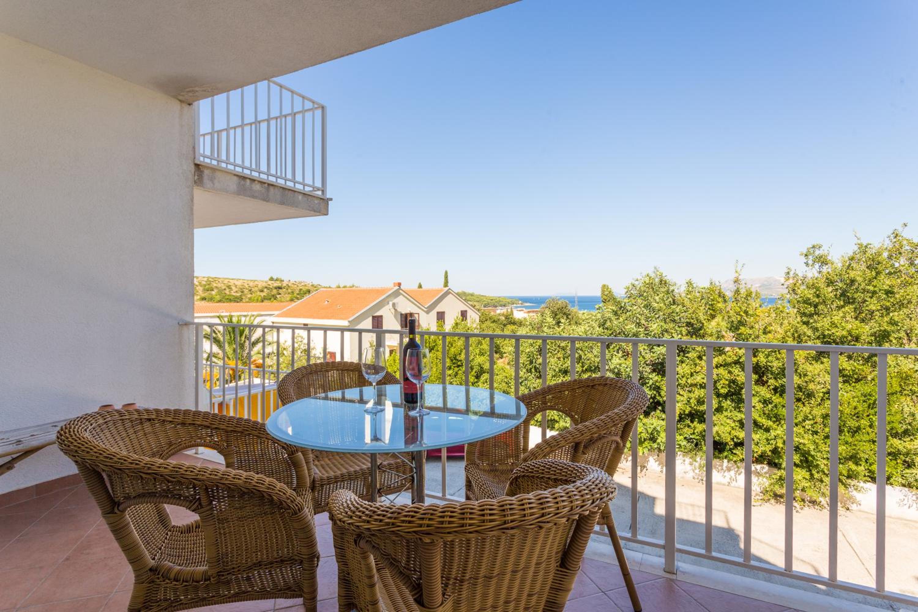 Apartment Avoca view 4