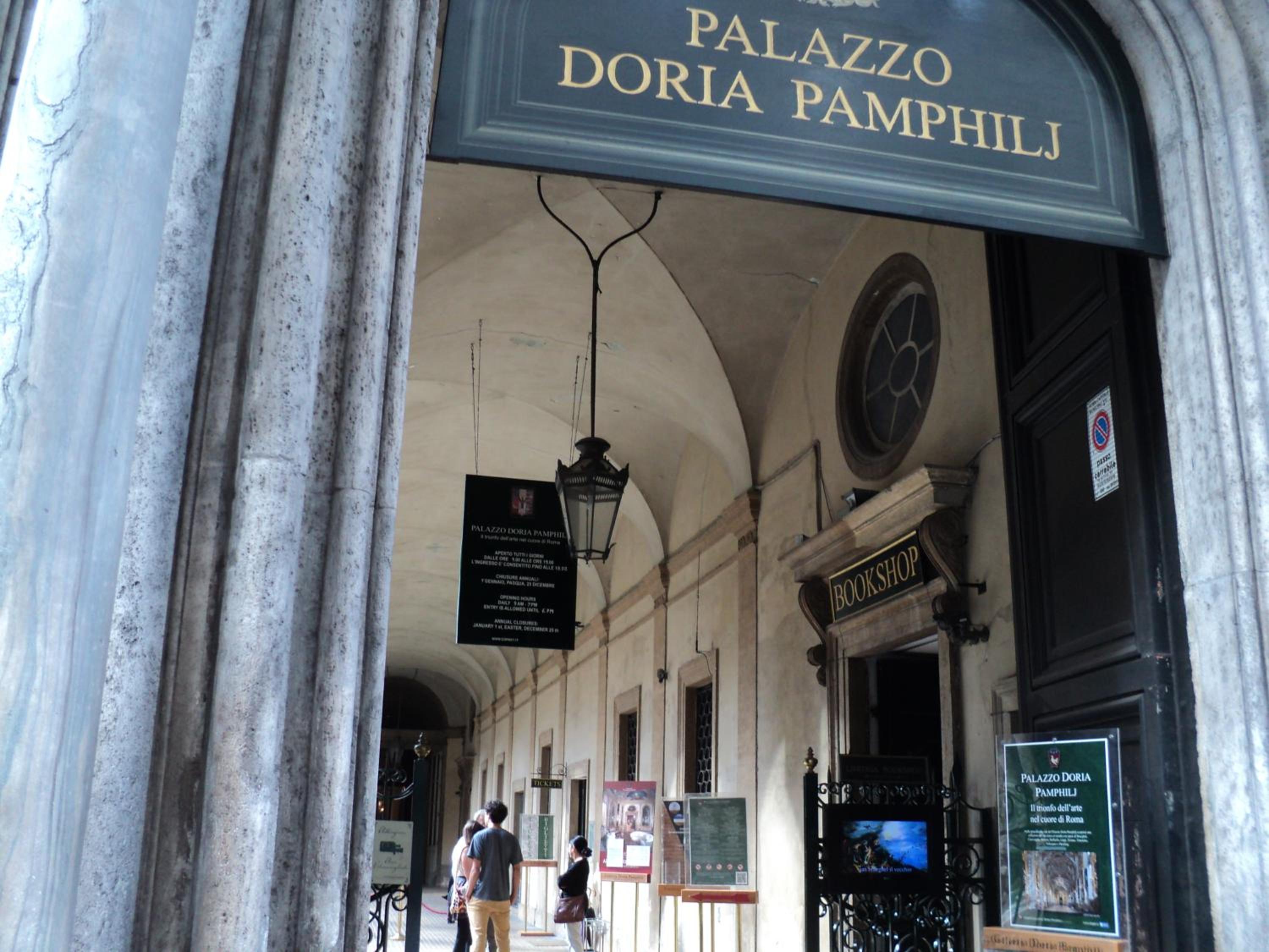 Piazza Venezia Suite and Terrace