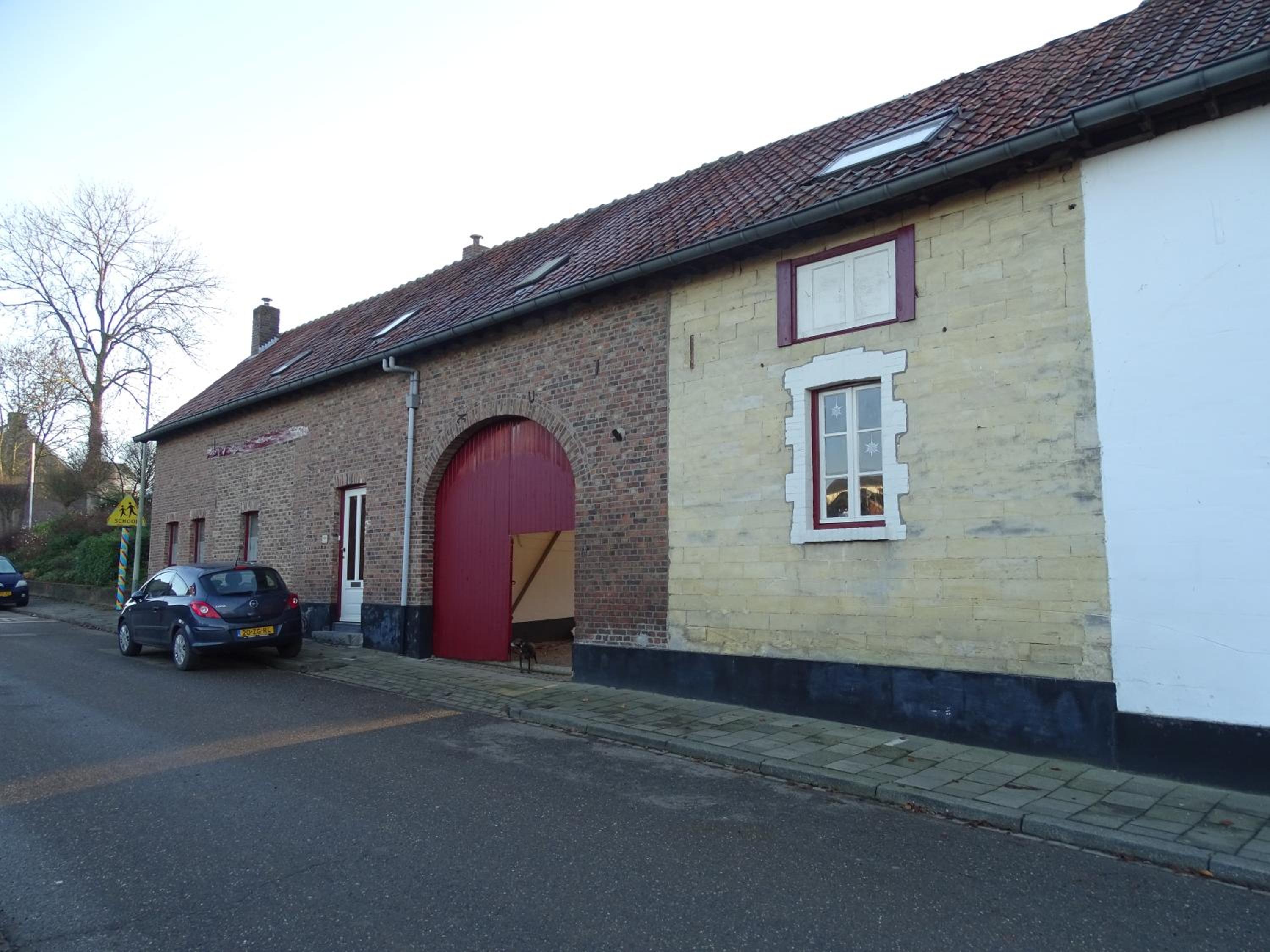Photo 16