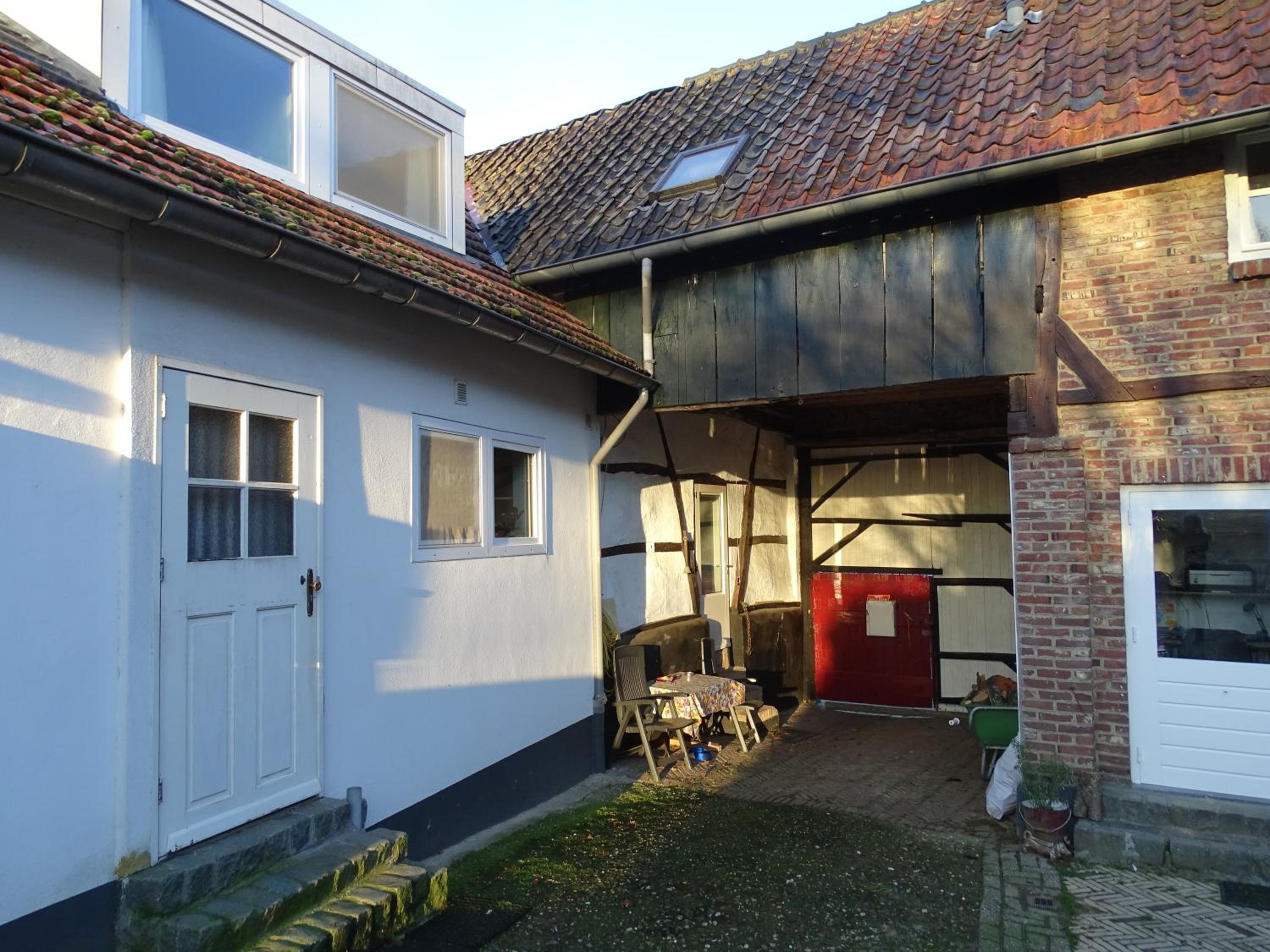 Photo 36