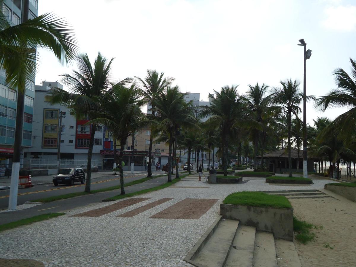 Apto Residencial Fernanda - PRAIA GUILHERMINA - Com Wi-Fi