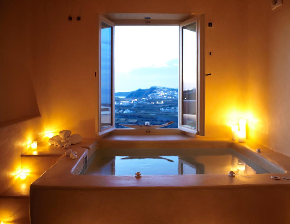 Jacuzzi