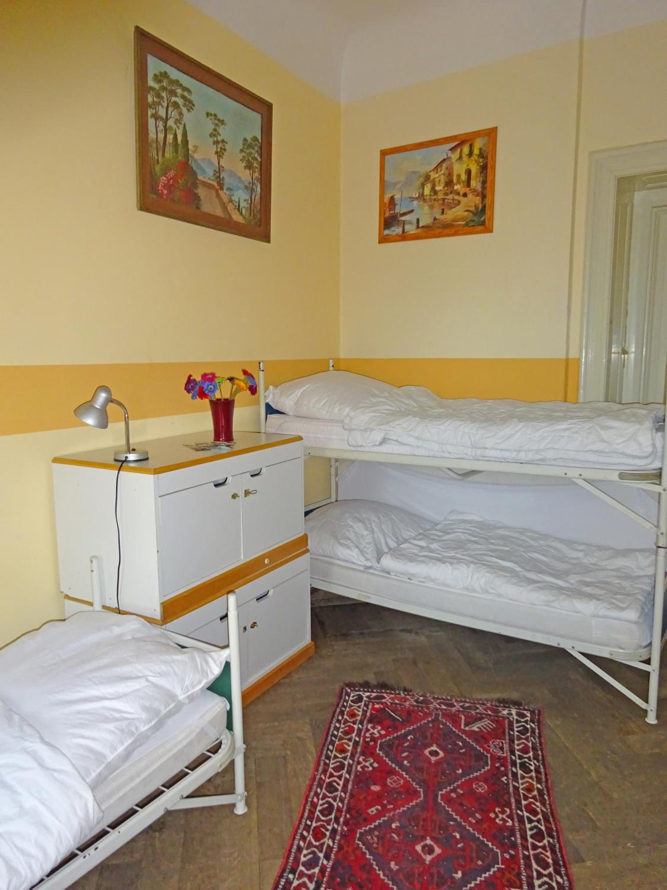 Hummel Hostel - Historische Stadtvilla mit Garten