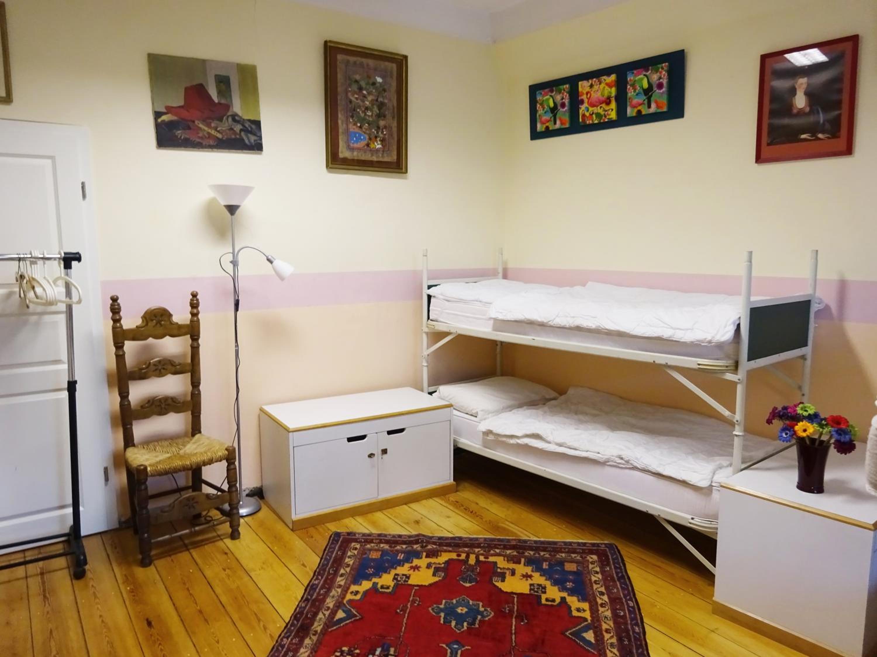 Hummel Hostel - Historische Stadtvilla mit Garten