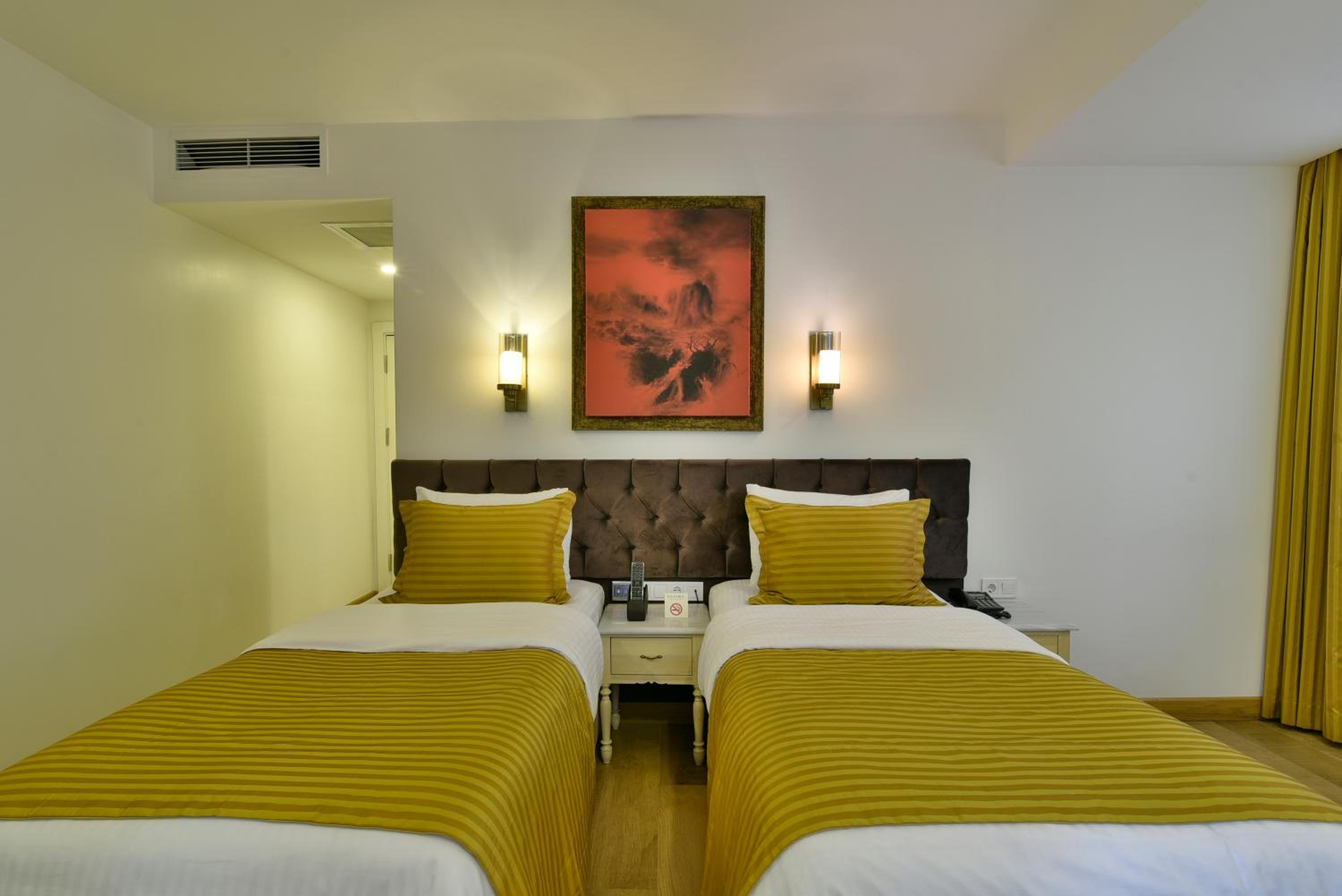 Istanbul Life Otel - Image 53