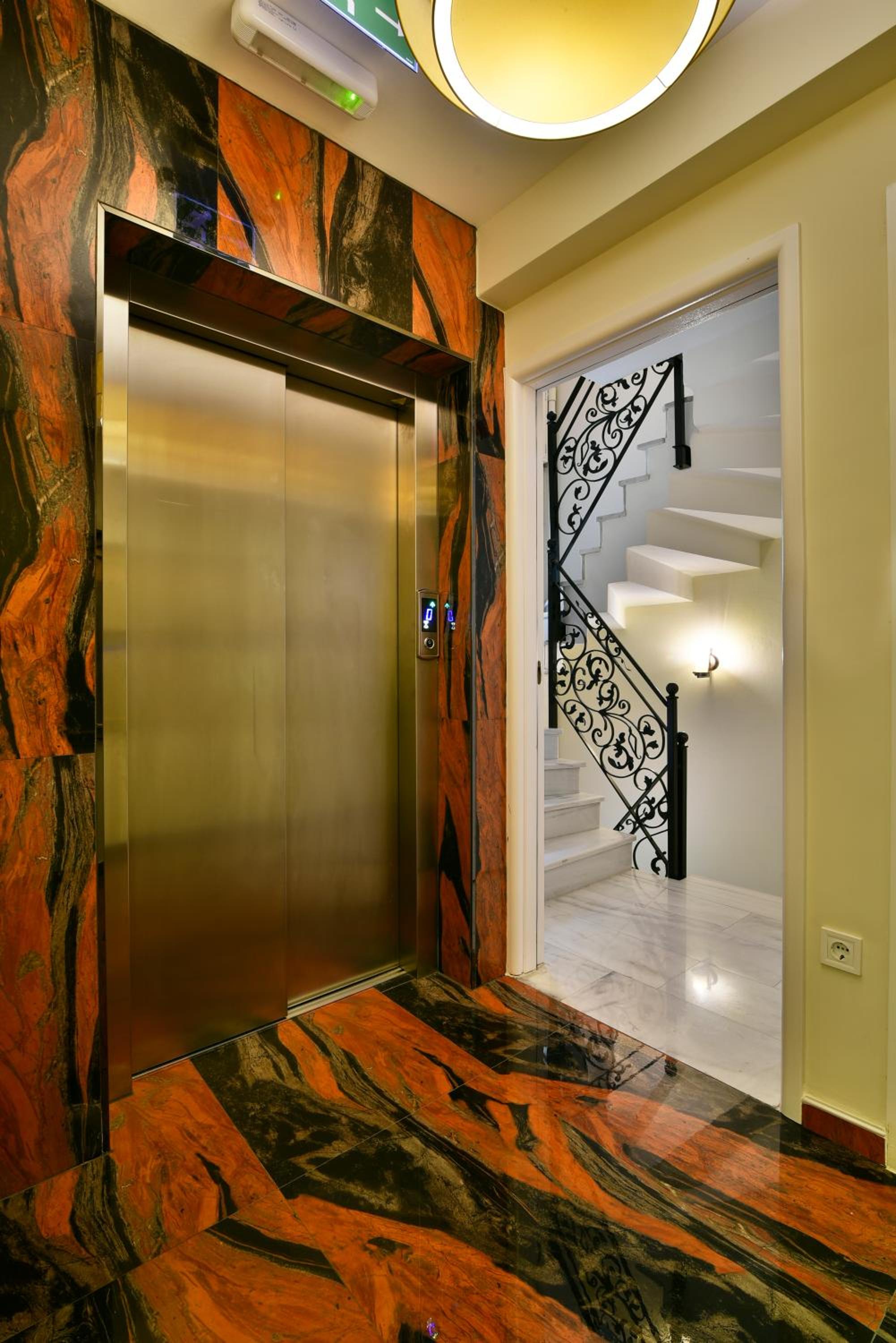 Istanbul Life Otel - Image 39