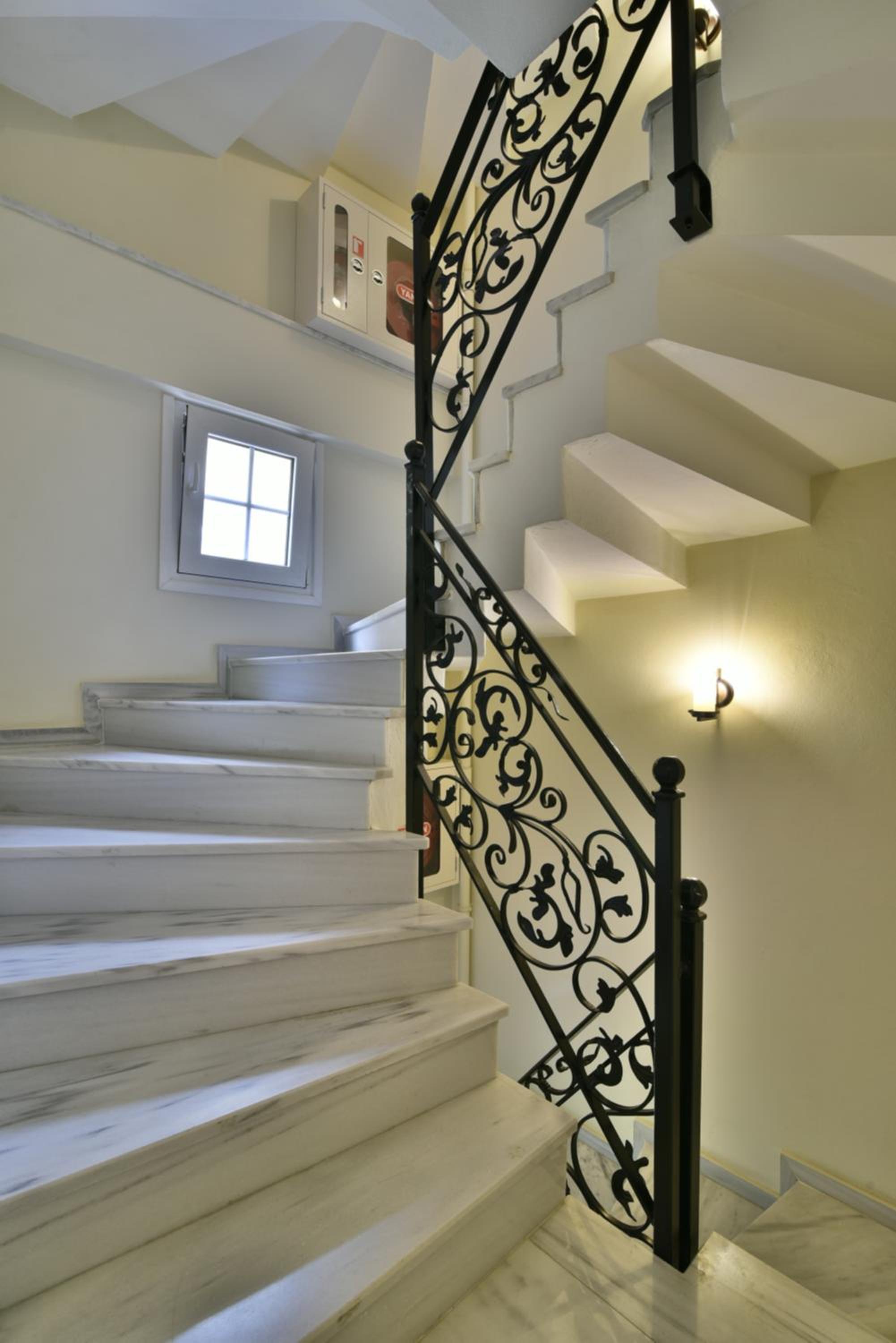 Istanbul Life Otel - Image 40