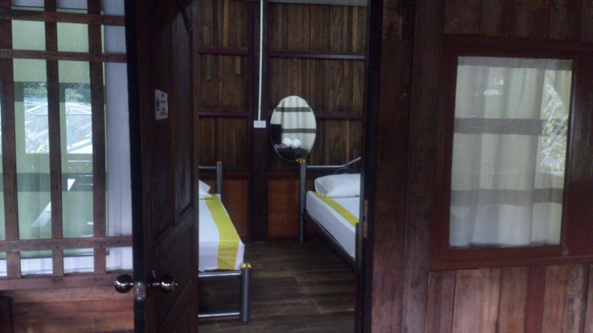 Photo 18