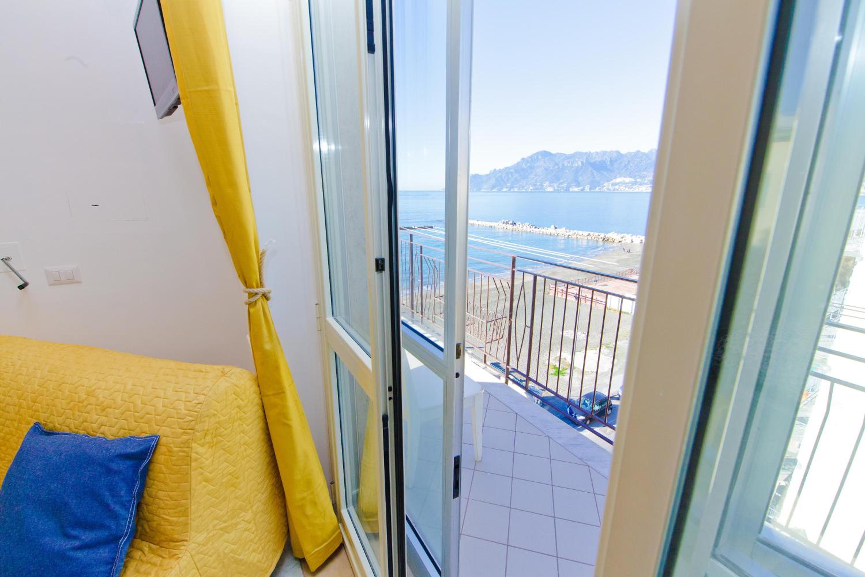 Photo 3 sur 58 de On the beach Sea-view&Kitchen In Room