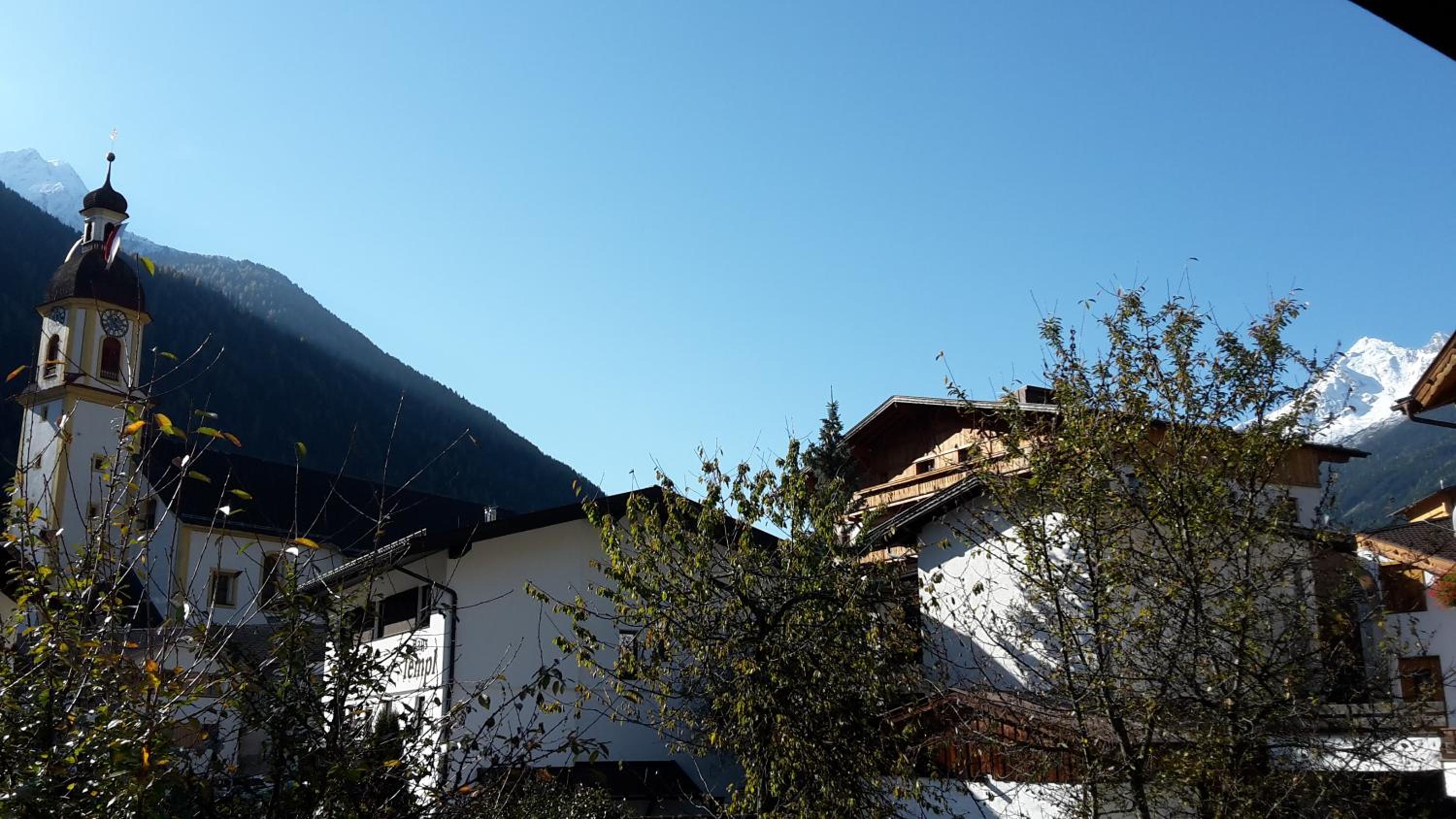 Photo 46