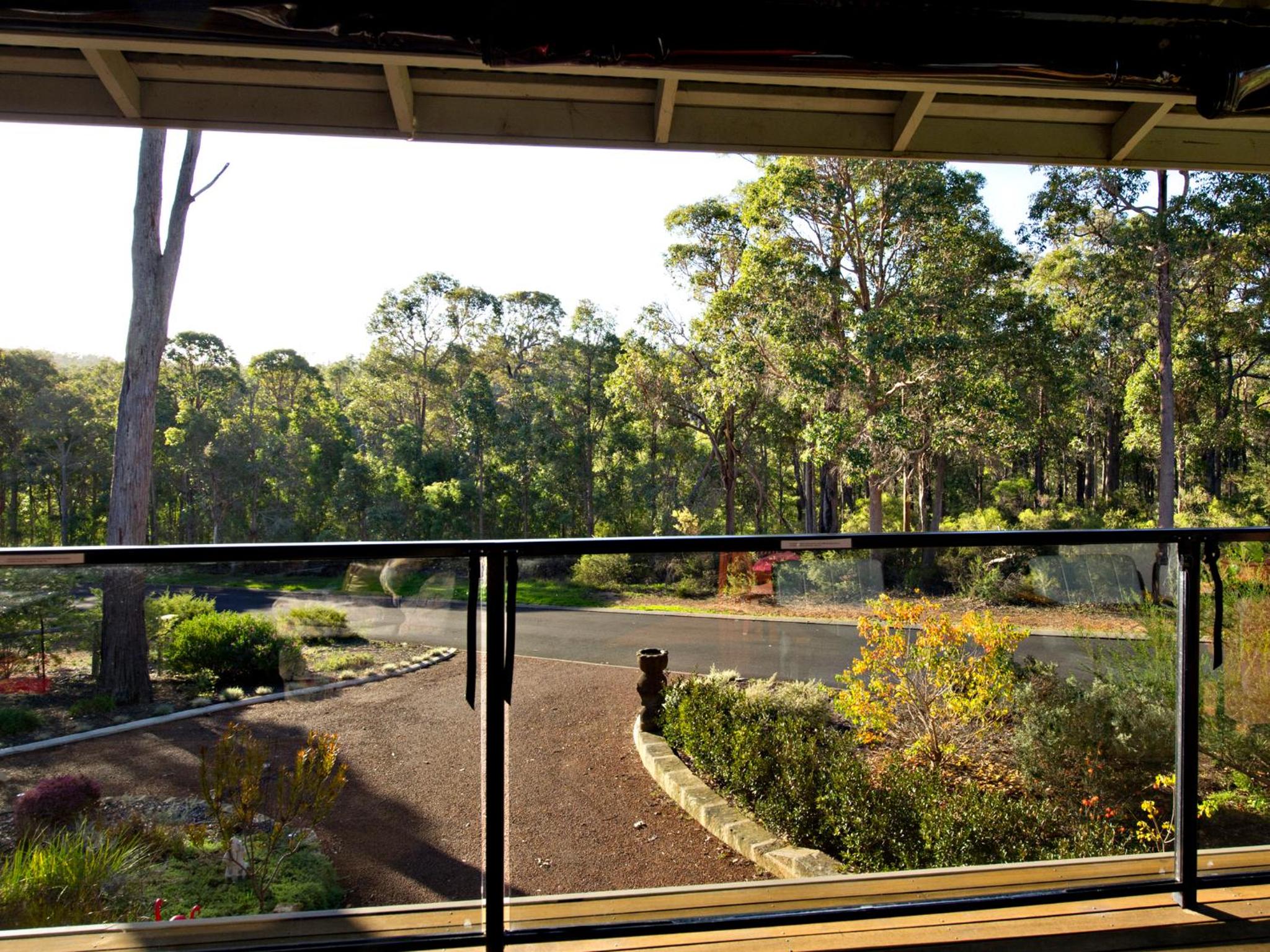 Waters Edge Margaret River Est 2010