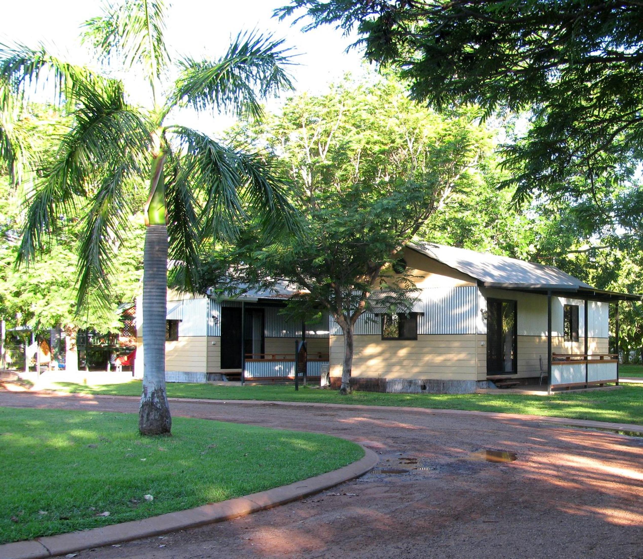Ivanhoe Resort