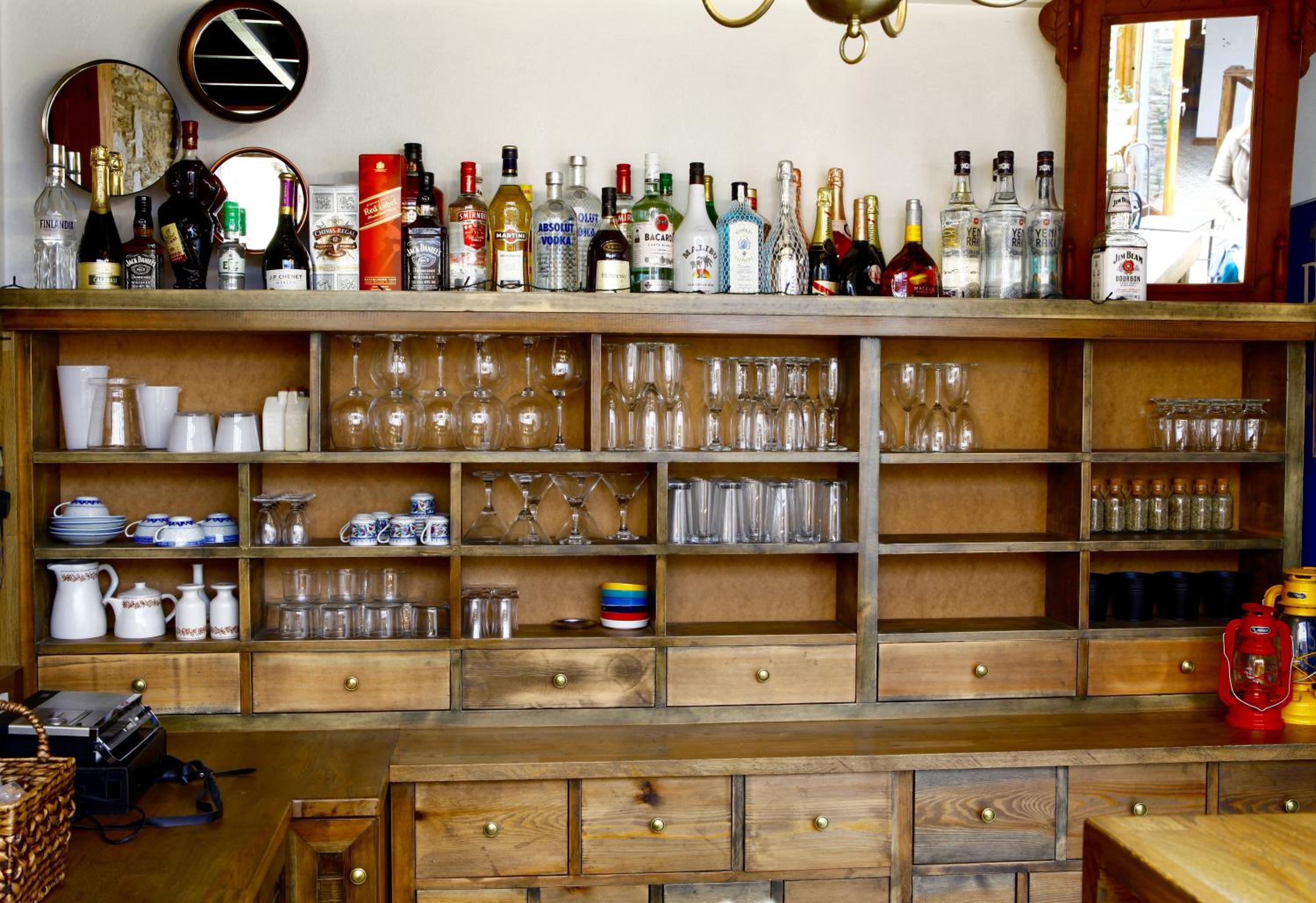 bar