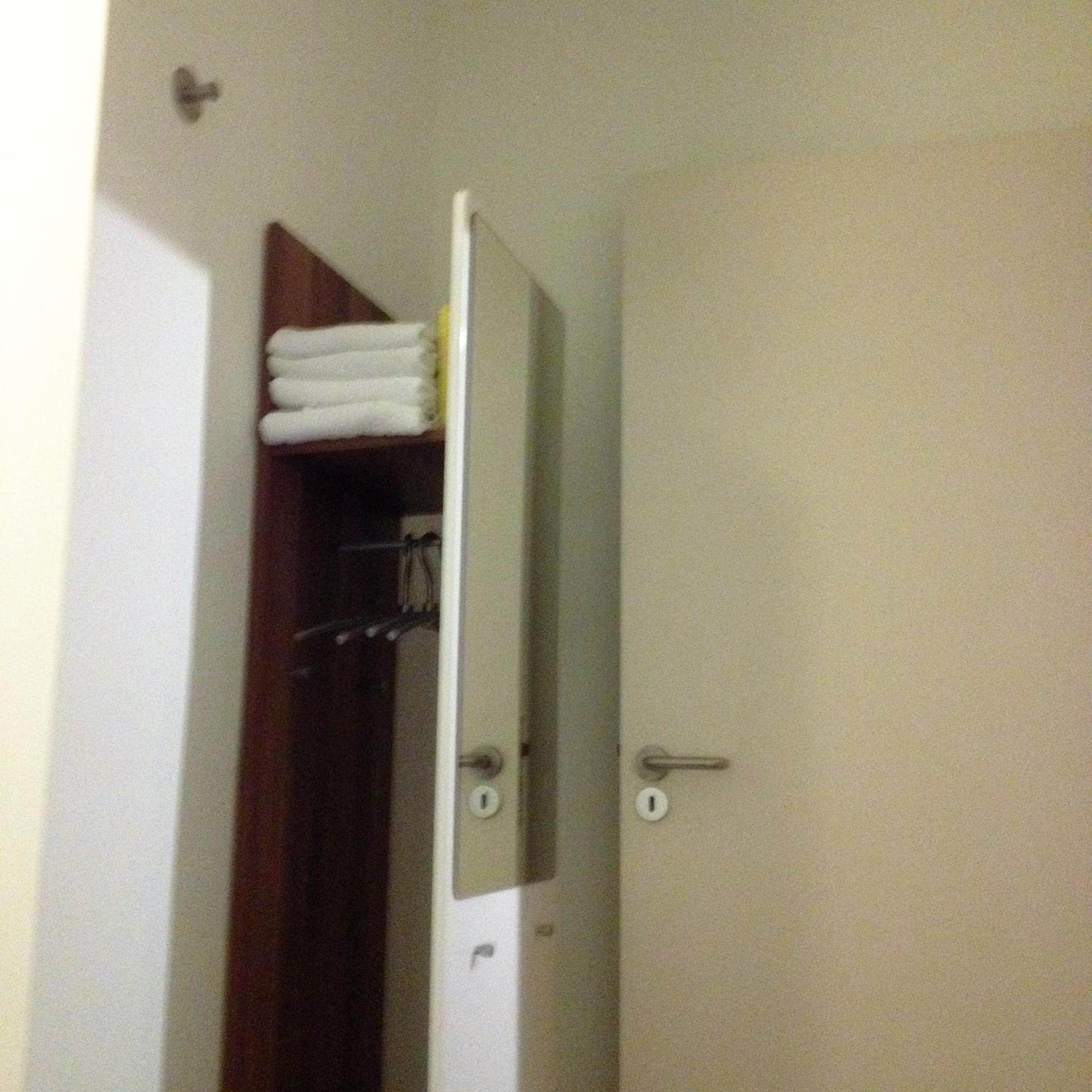 Photo 51