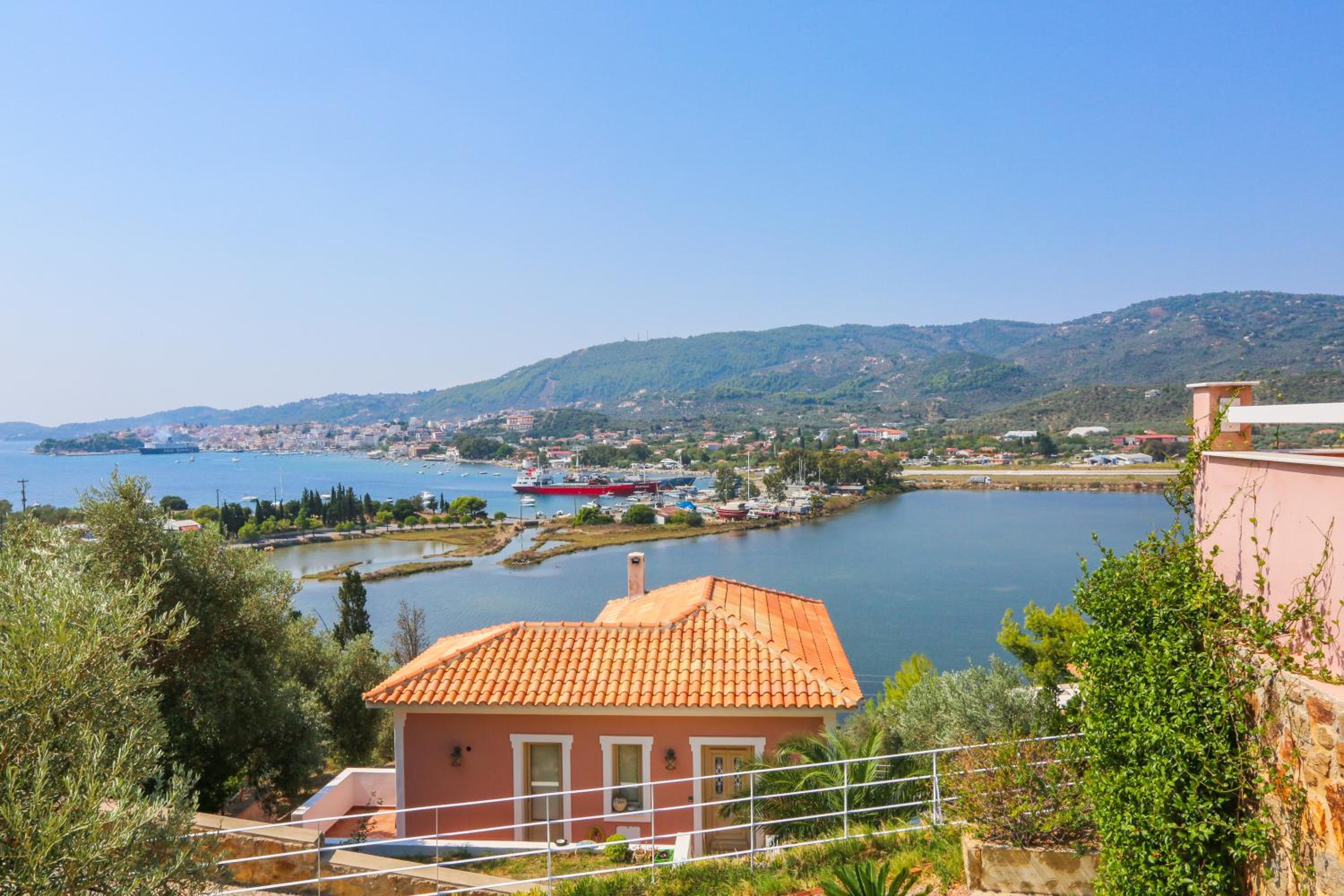 Saint George Villas & Apartments