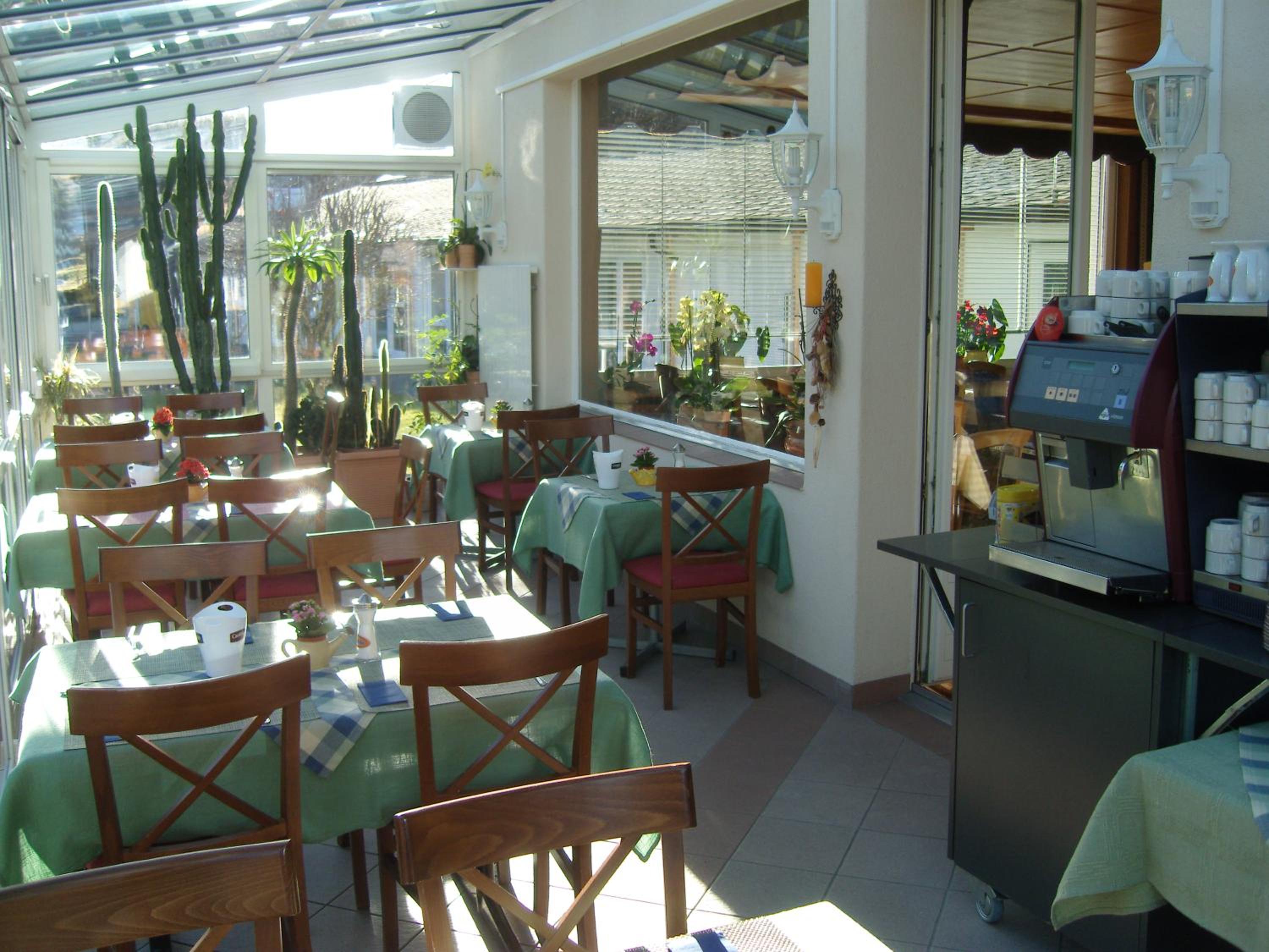Vista Resort Hostel
