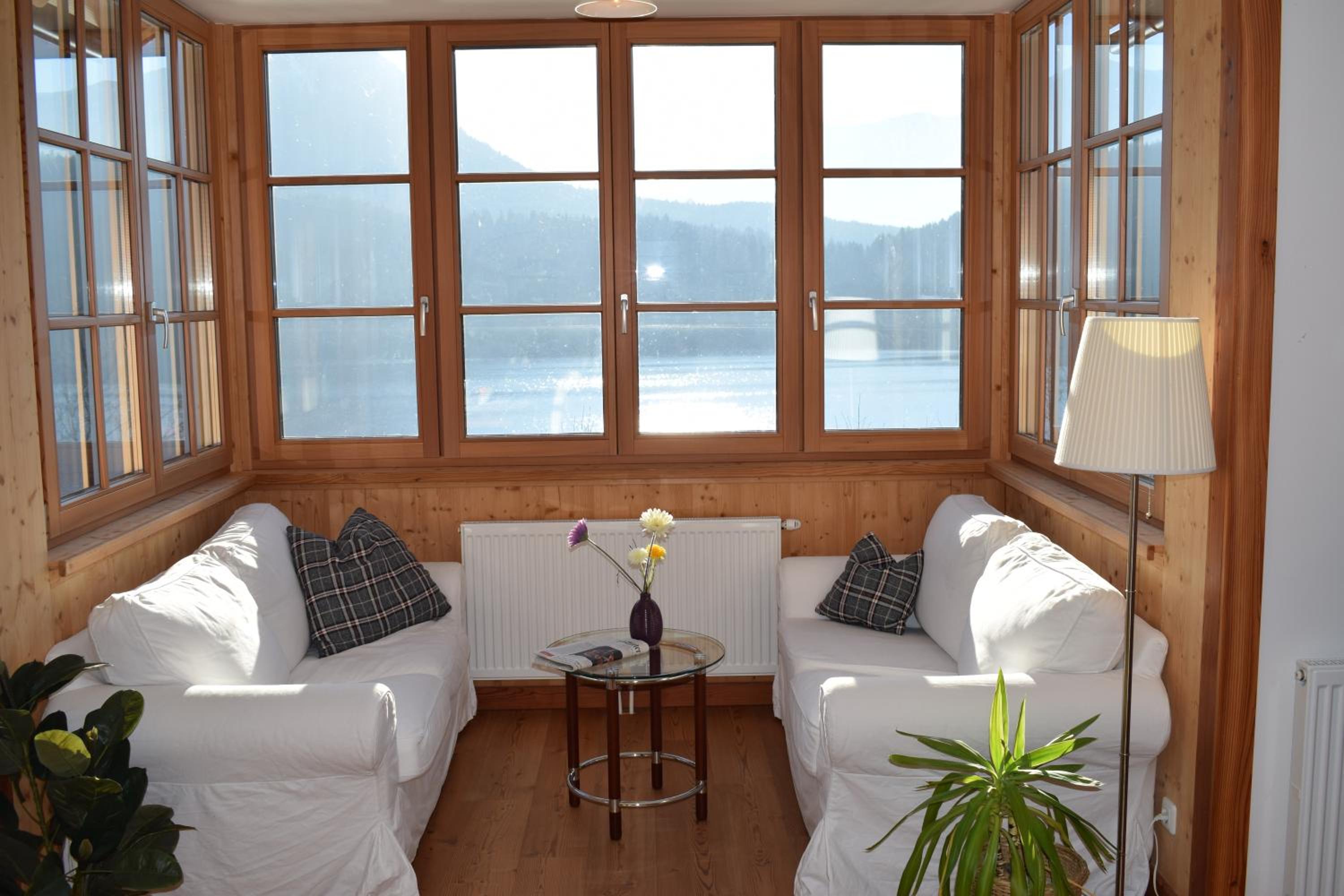 Villa Frischmuth am See