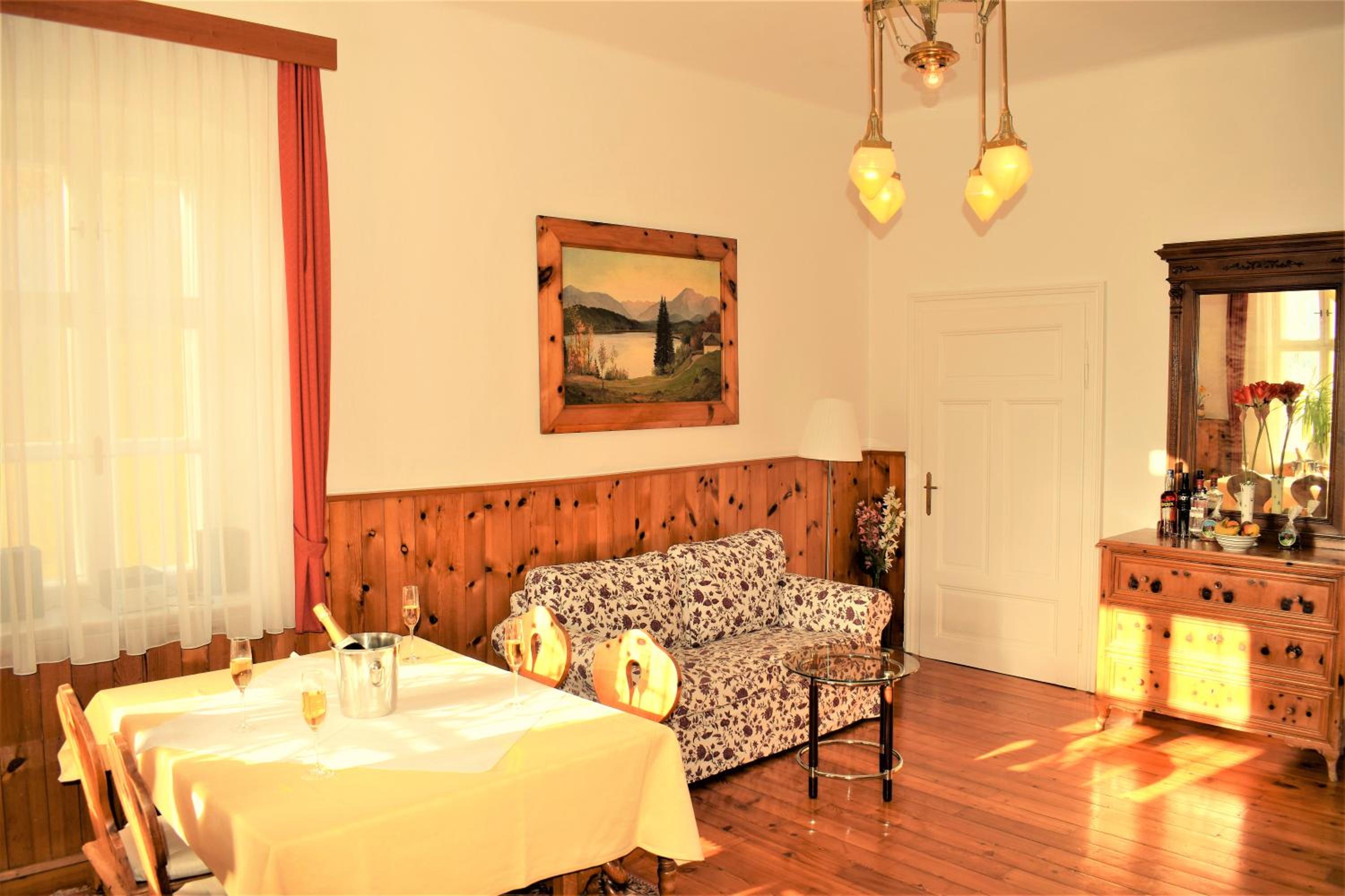 Villa Frischmuth am See