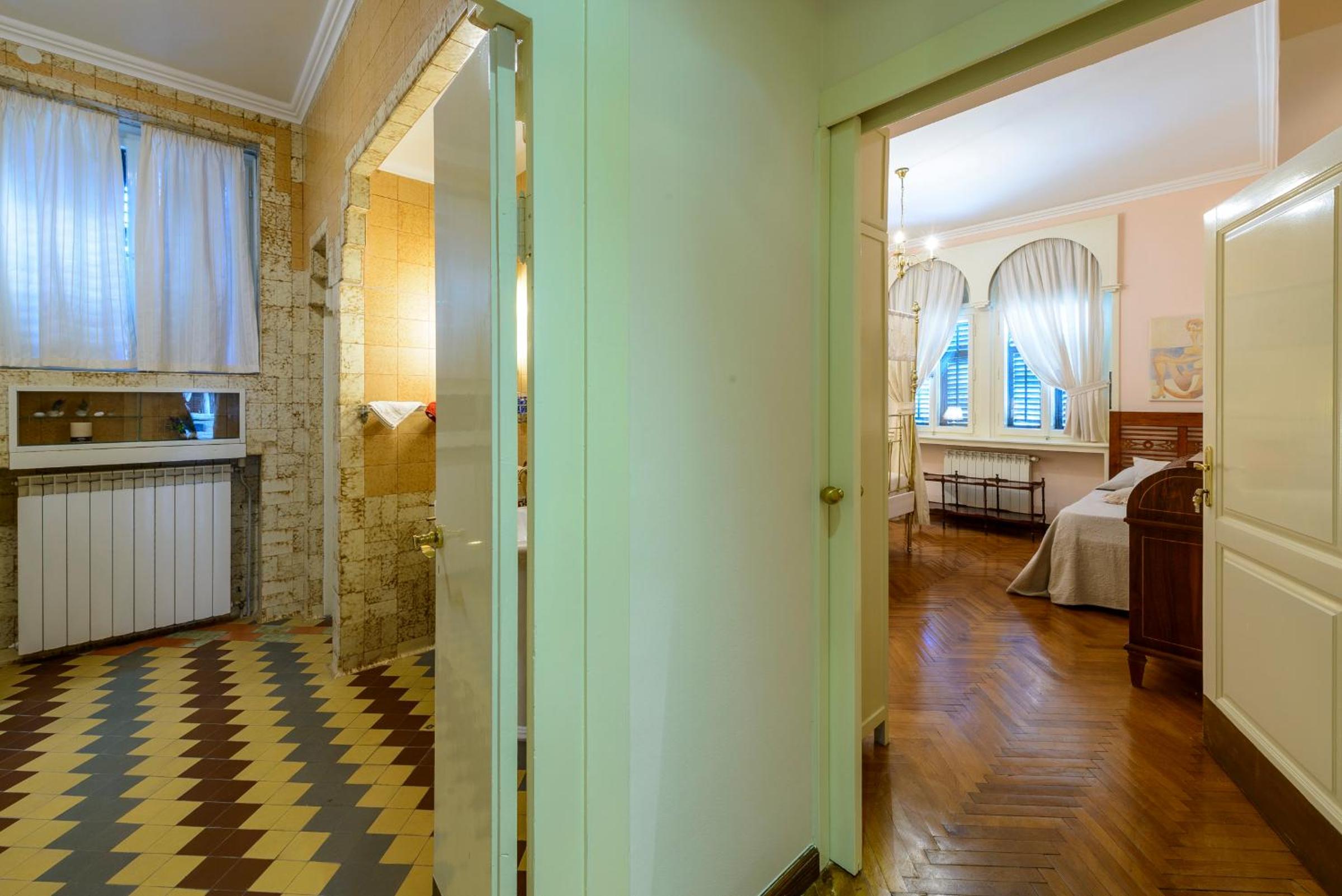 Villa Mediteran Old Town, 5 En-Suites and Hot Tub