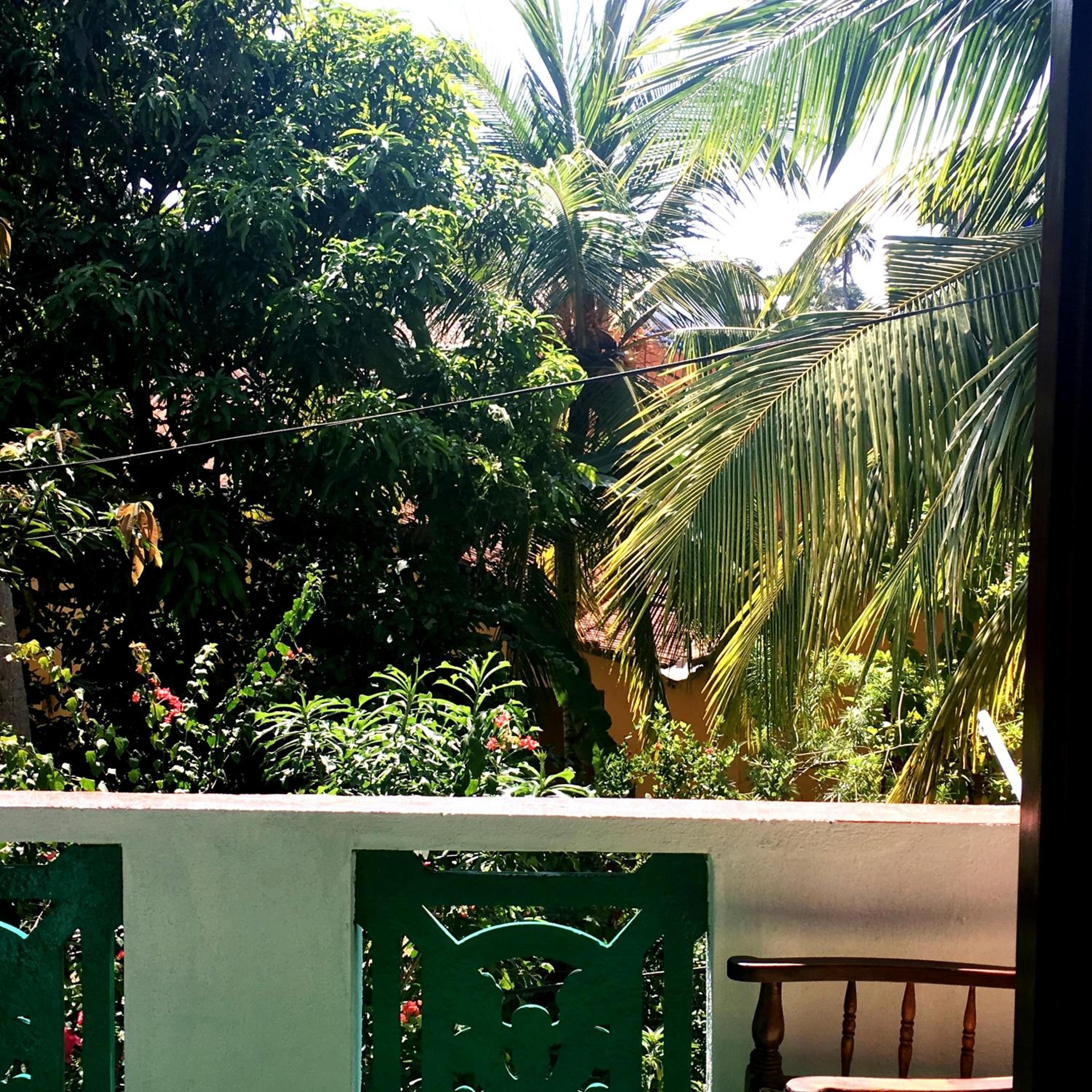 balcony