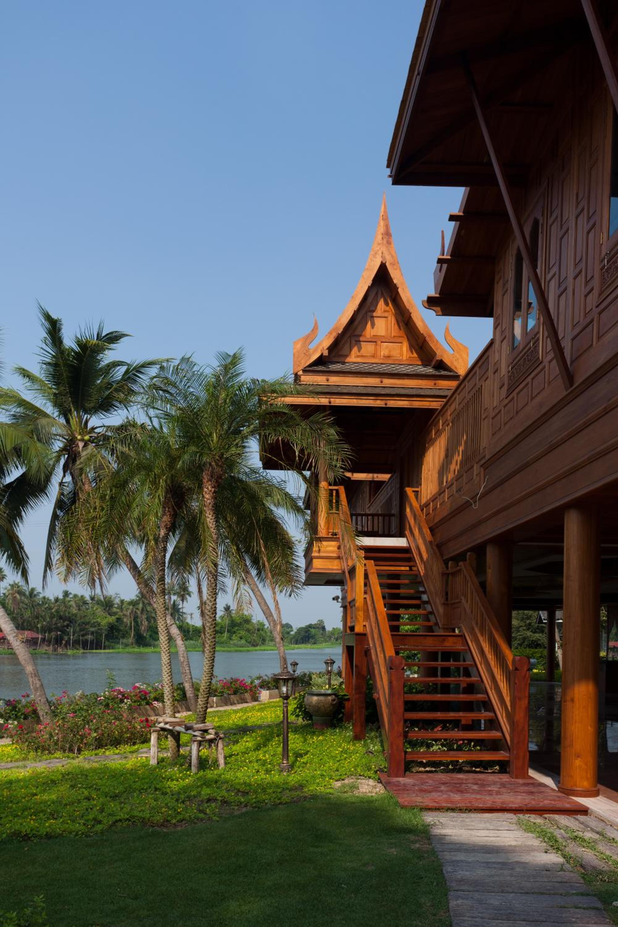 RK Riverside Resort & Spa (Reon Kruewal)