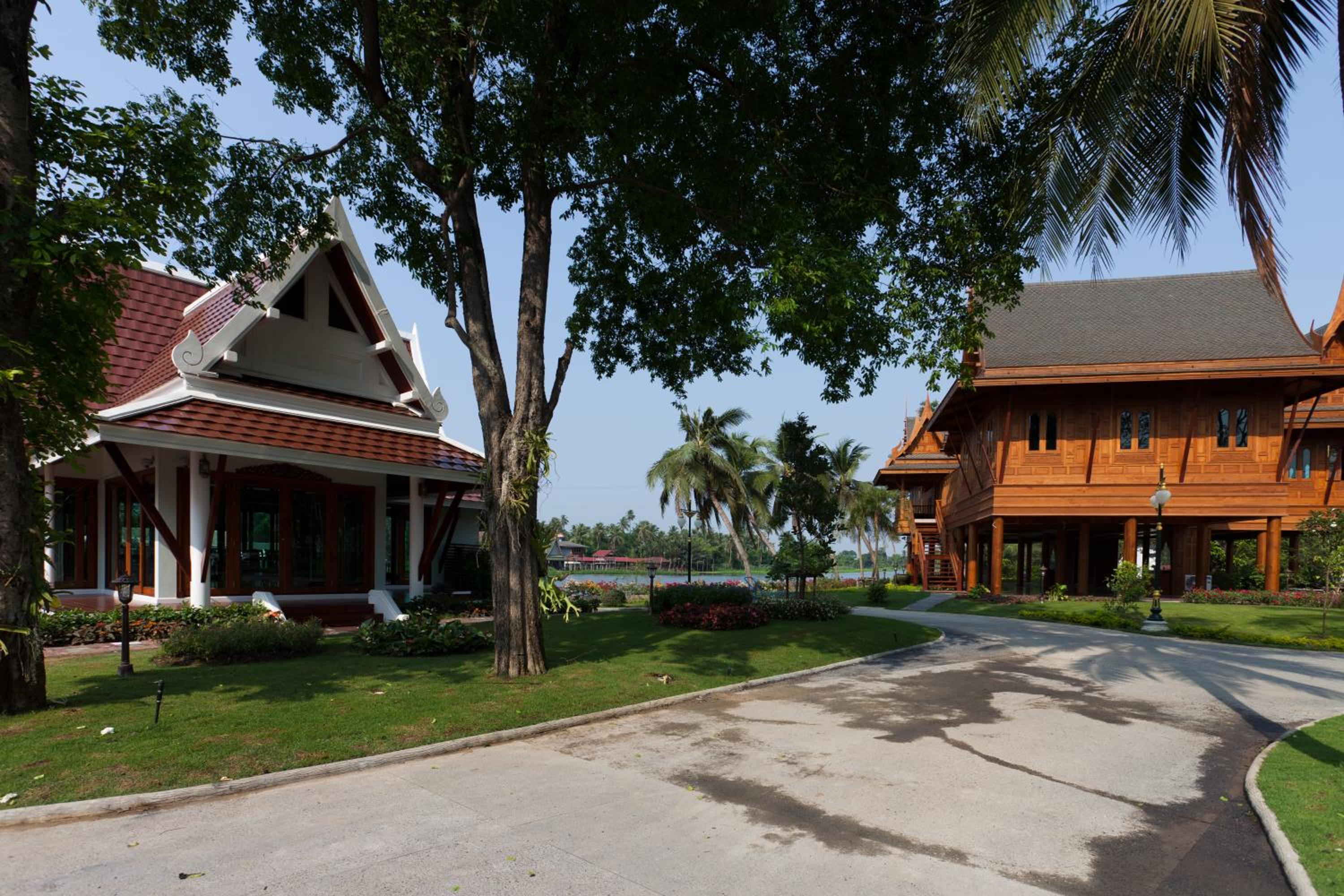 RK Riverside Resort & Spa (Reon Kruewal)
