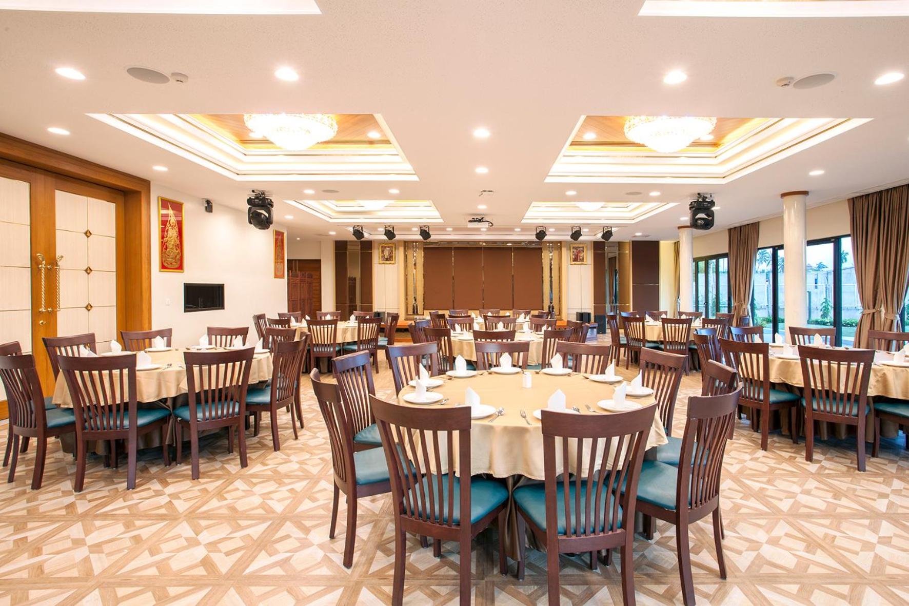 RK Riverside Resort & Spa (Reon Kruewal)