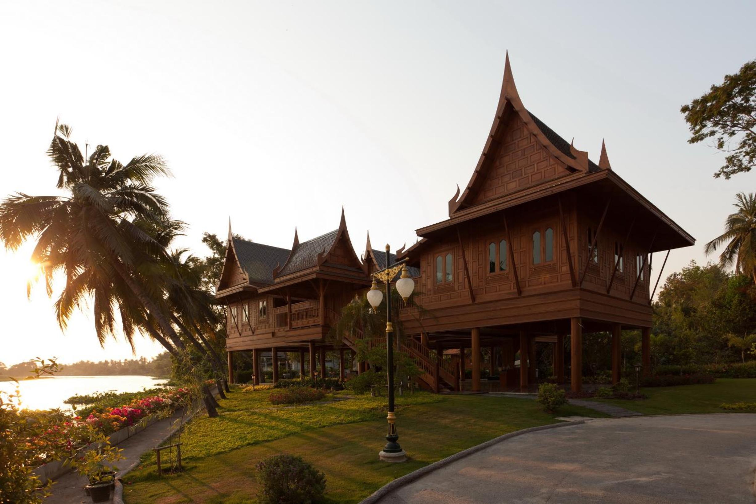RK Riverside Resort & Spa (Reon Kruewal)