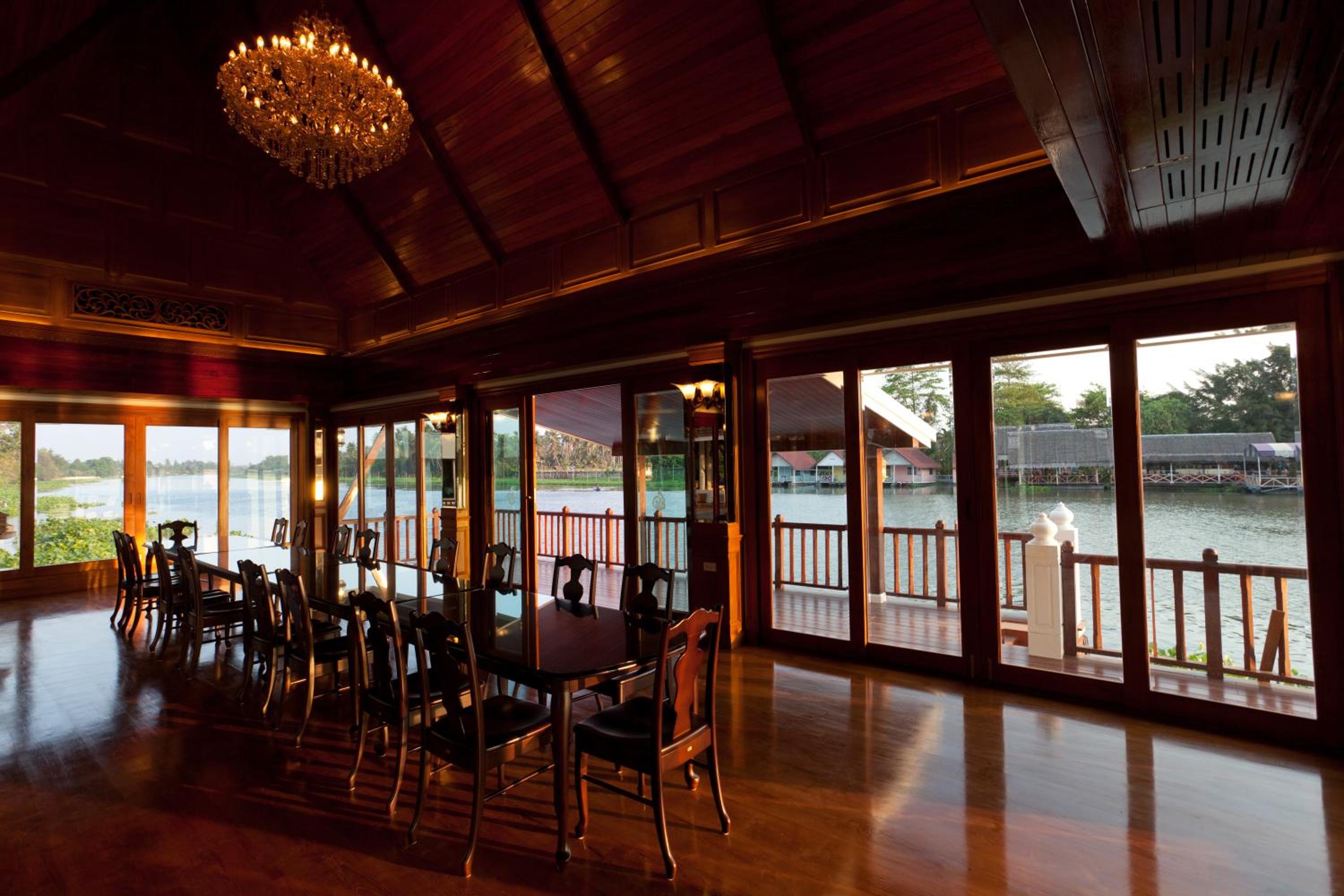 RK Riverside Resort & Spa (Reon Kruewal)