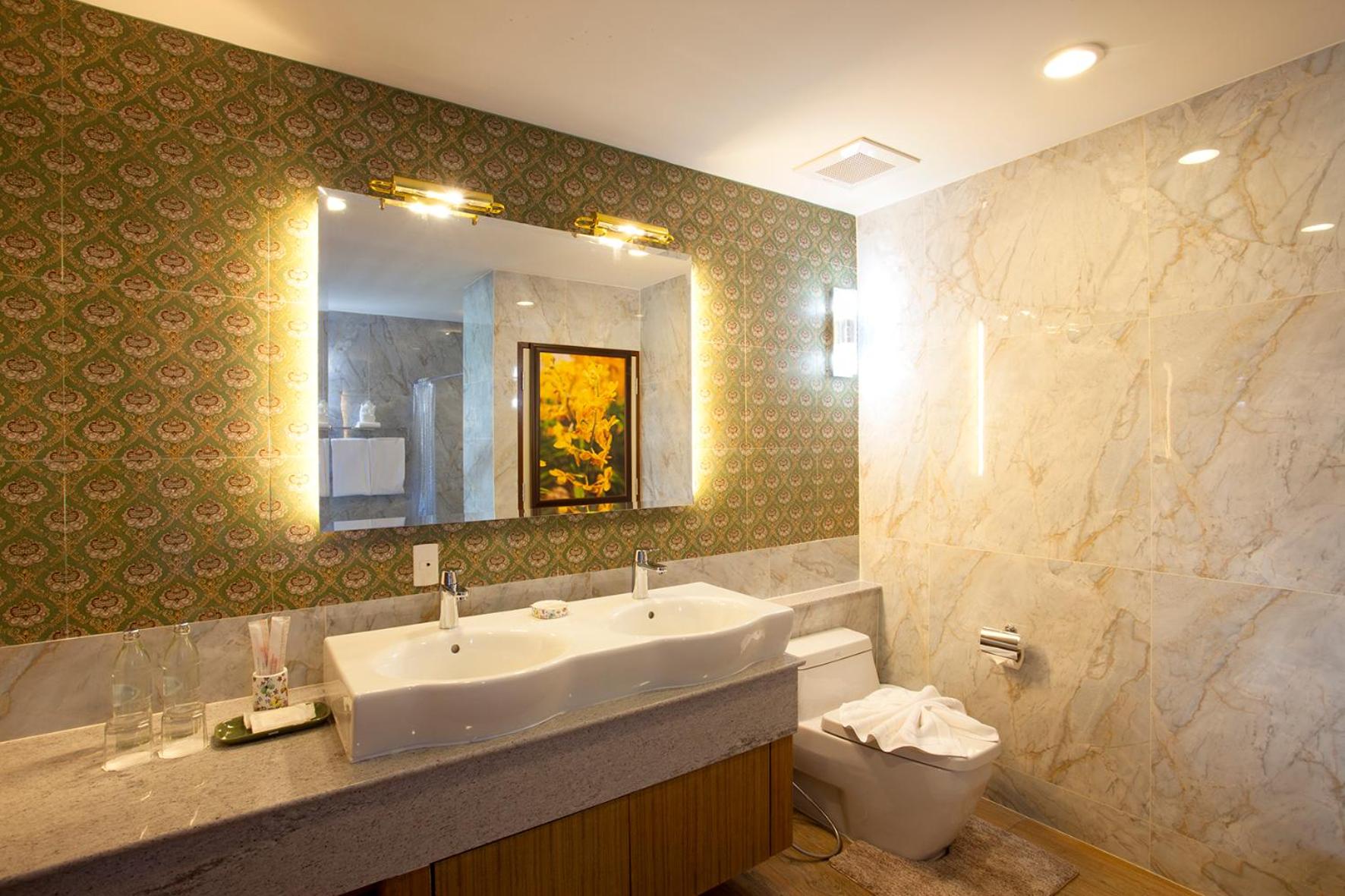 RK Riverside Resort & Spa (Reon Kruewal)