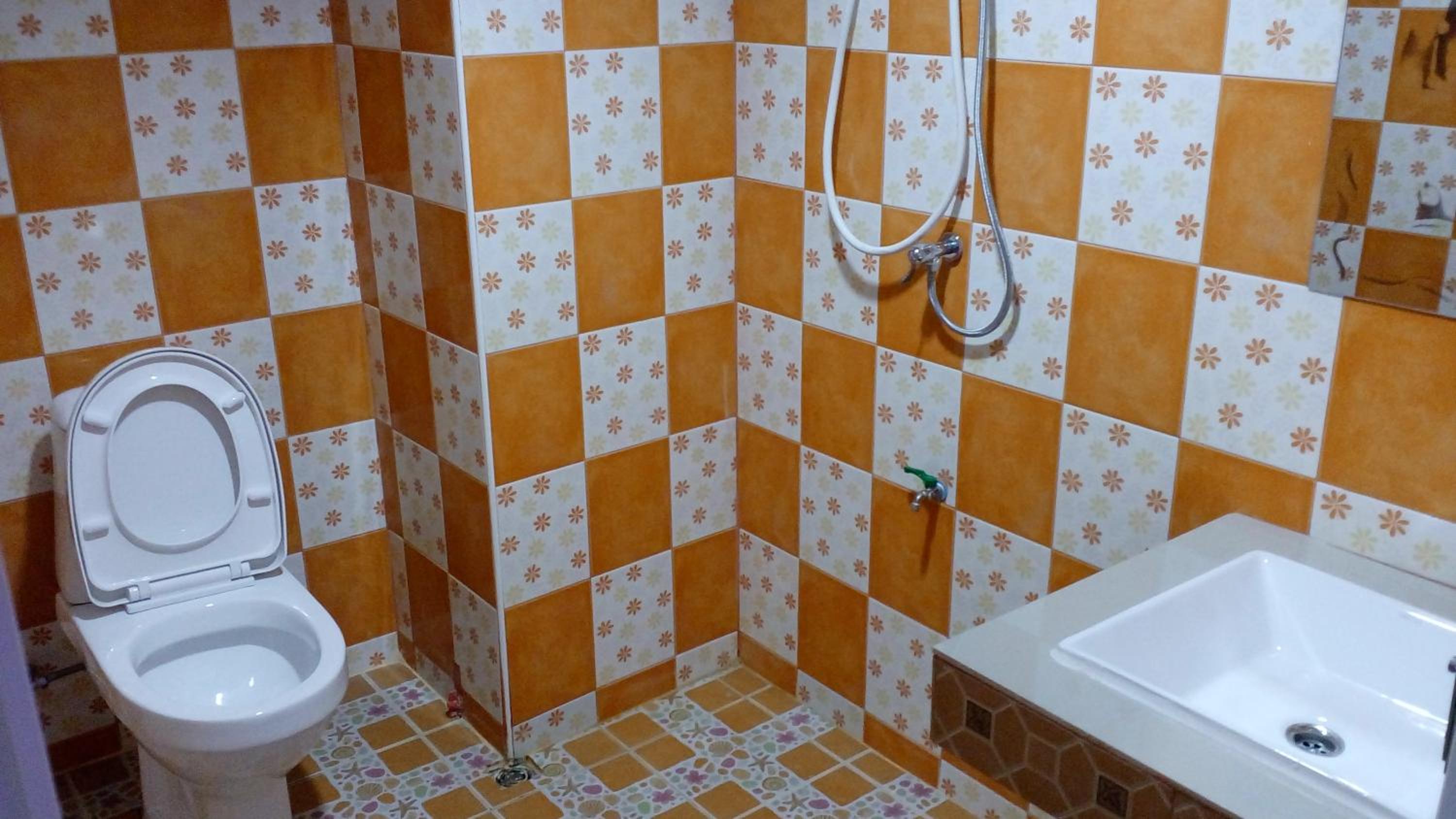 Rueangsrisiri Guesthouse 2