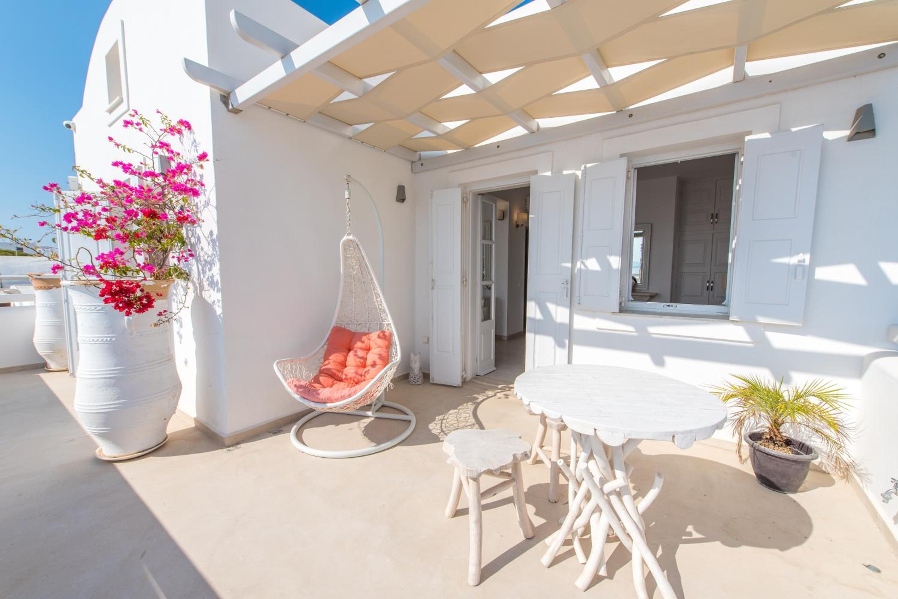 Santorini Secret Suites & Spa 50