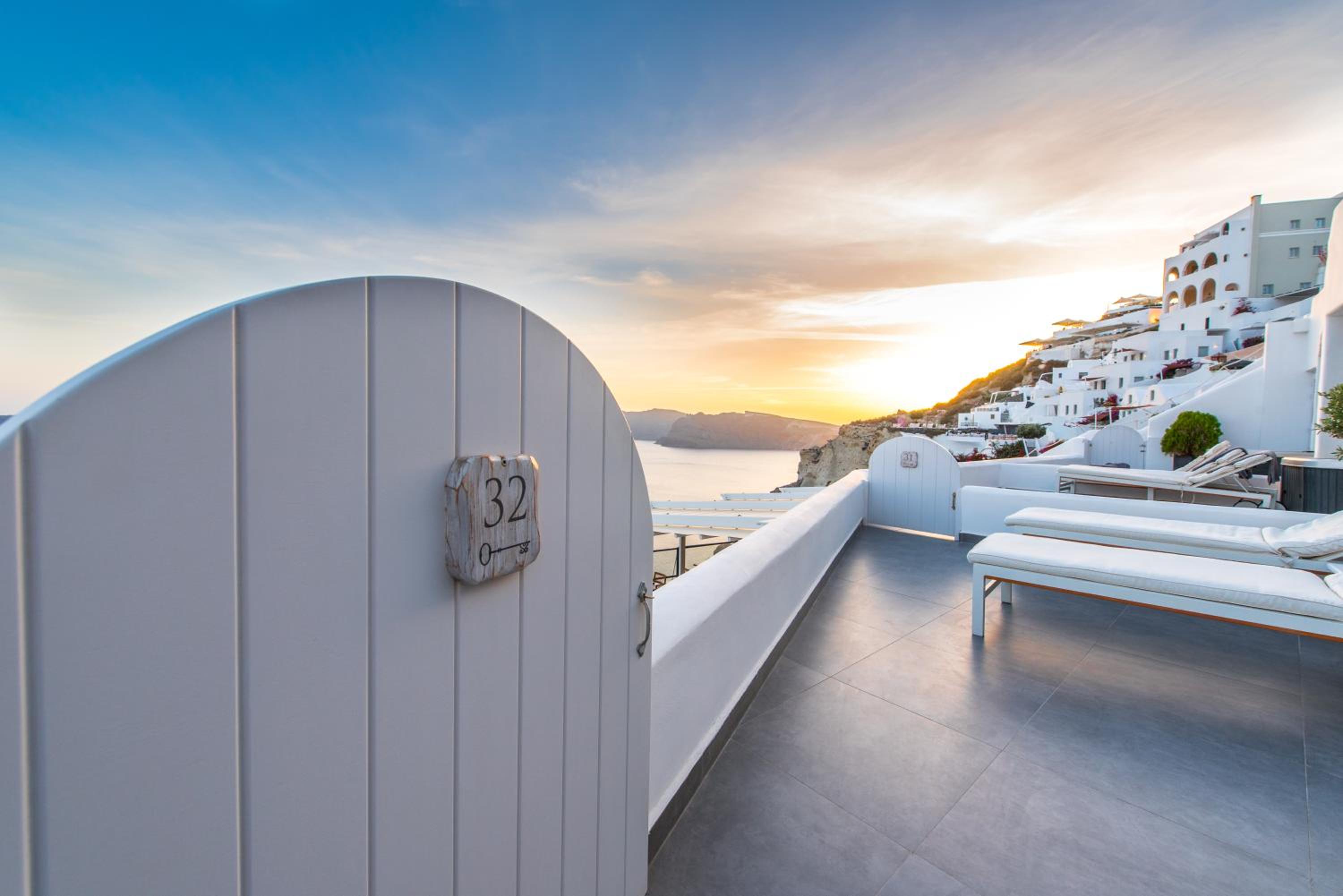 Santorini Secret Suites & Spa 98
