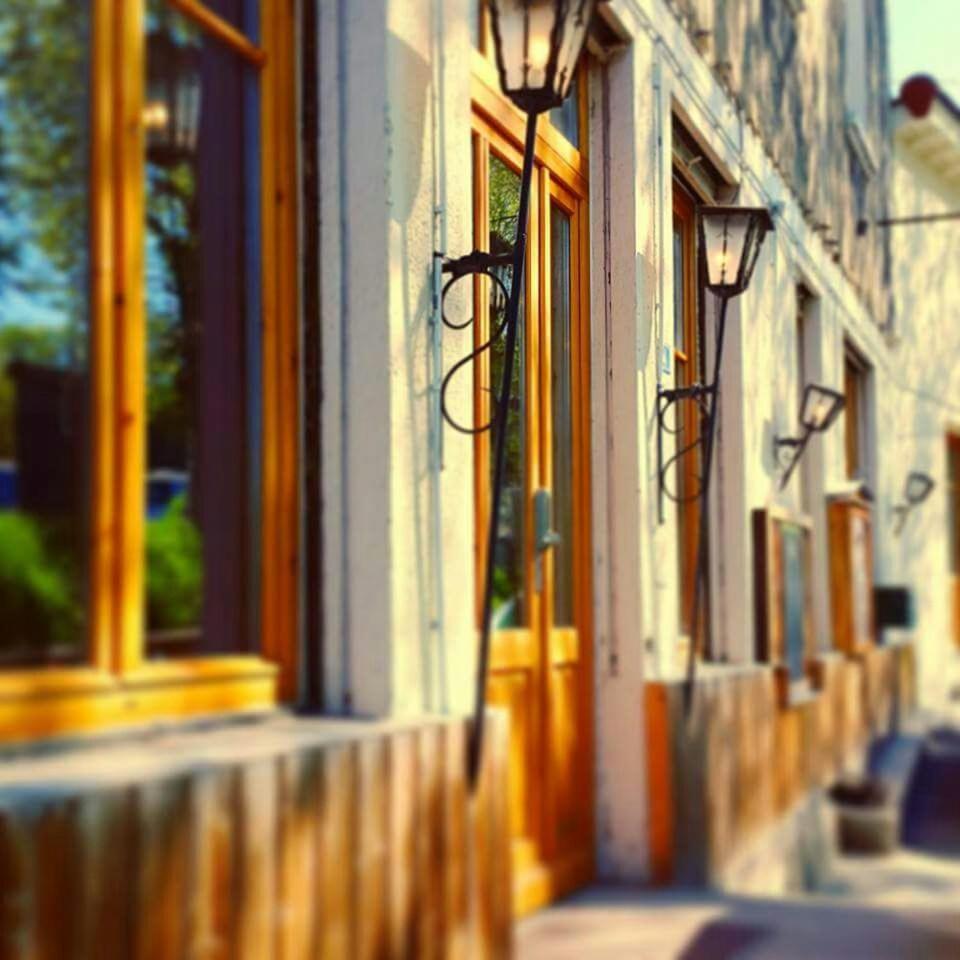 restaurant