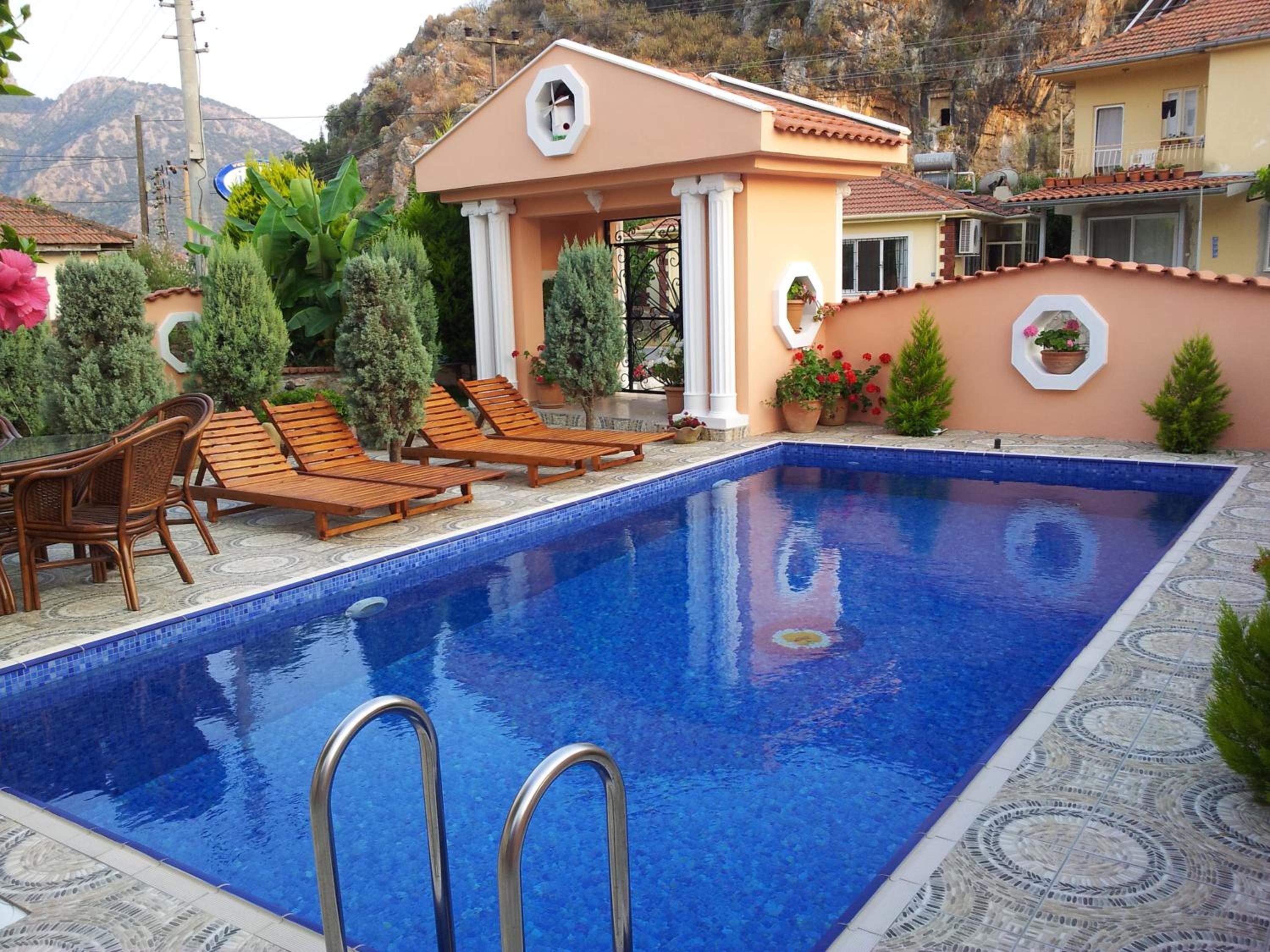 Dalyan Palace