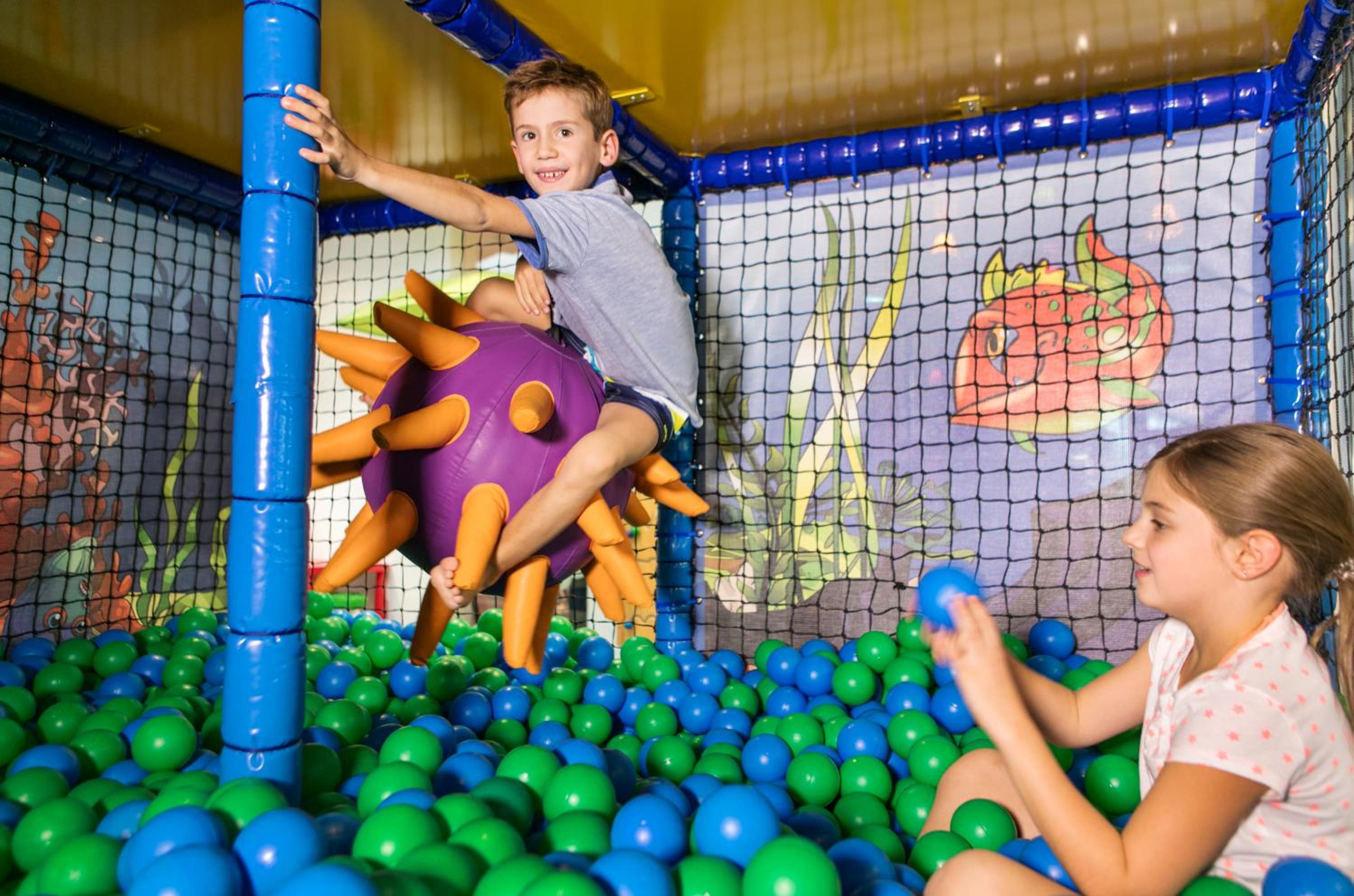 H2O Hotel-Therme-Resort, 3 Sterne superior, für Familien mit Kindern